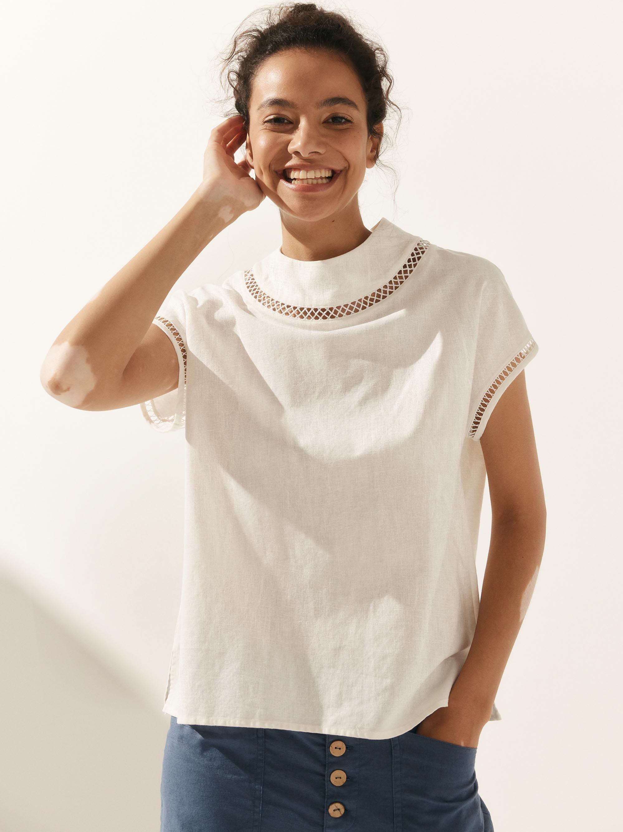 Linen Cutout Turtleneck Top QUINN