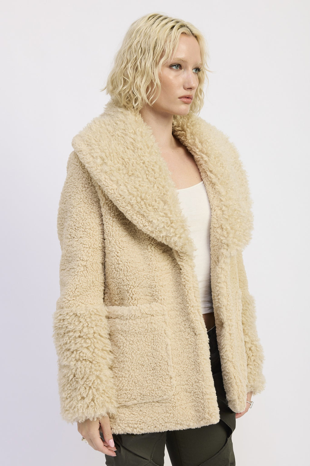 FUR TRIMMED FLEECE JACKET WITH POCKETS