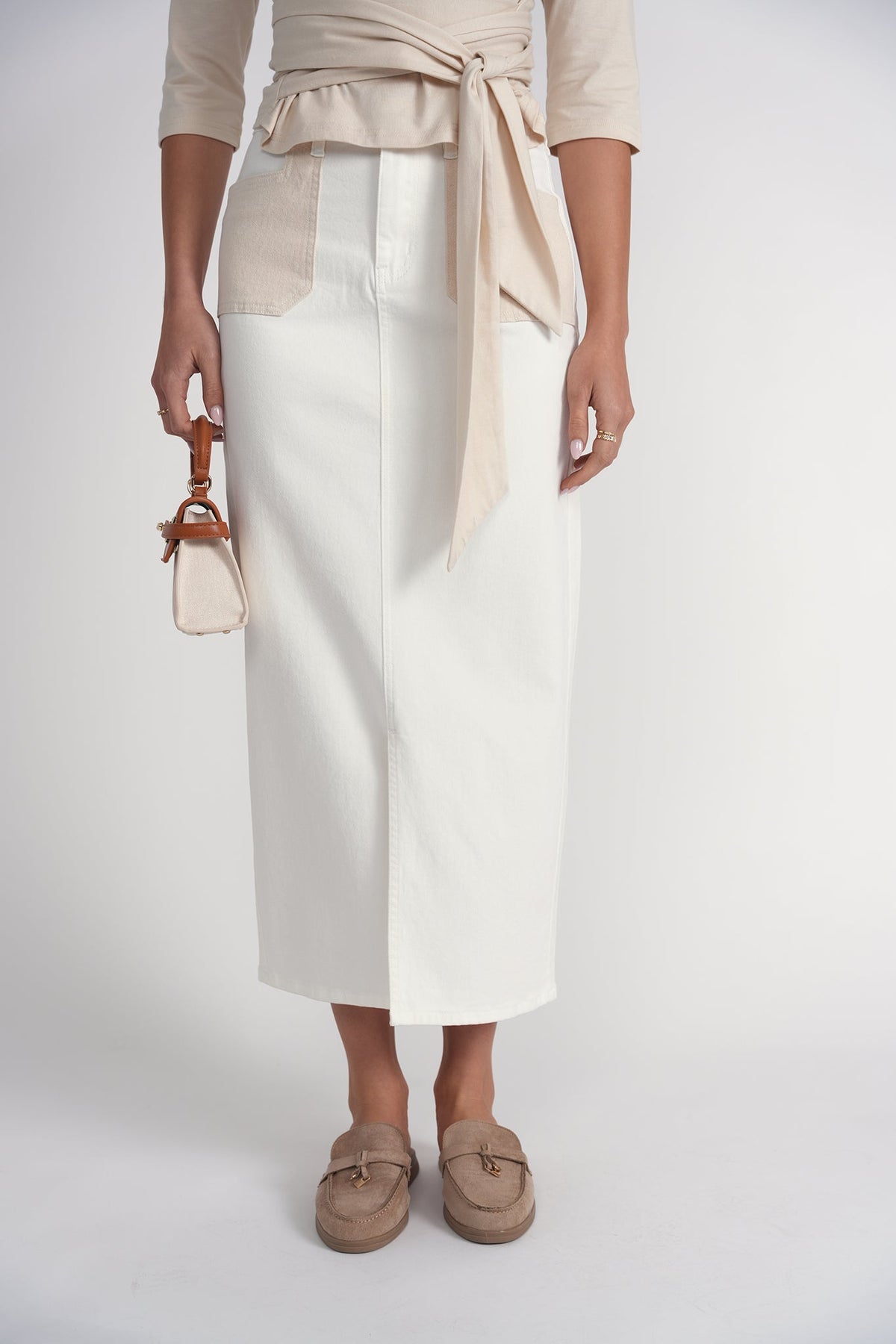 Contrast Pocket Midi Skirt- White Denim