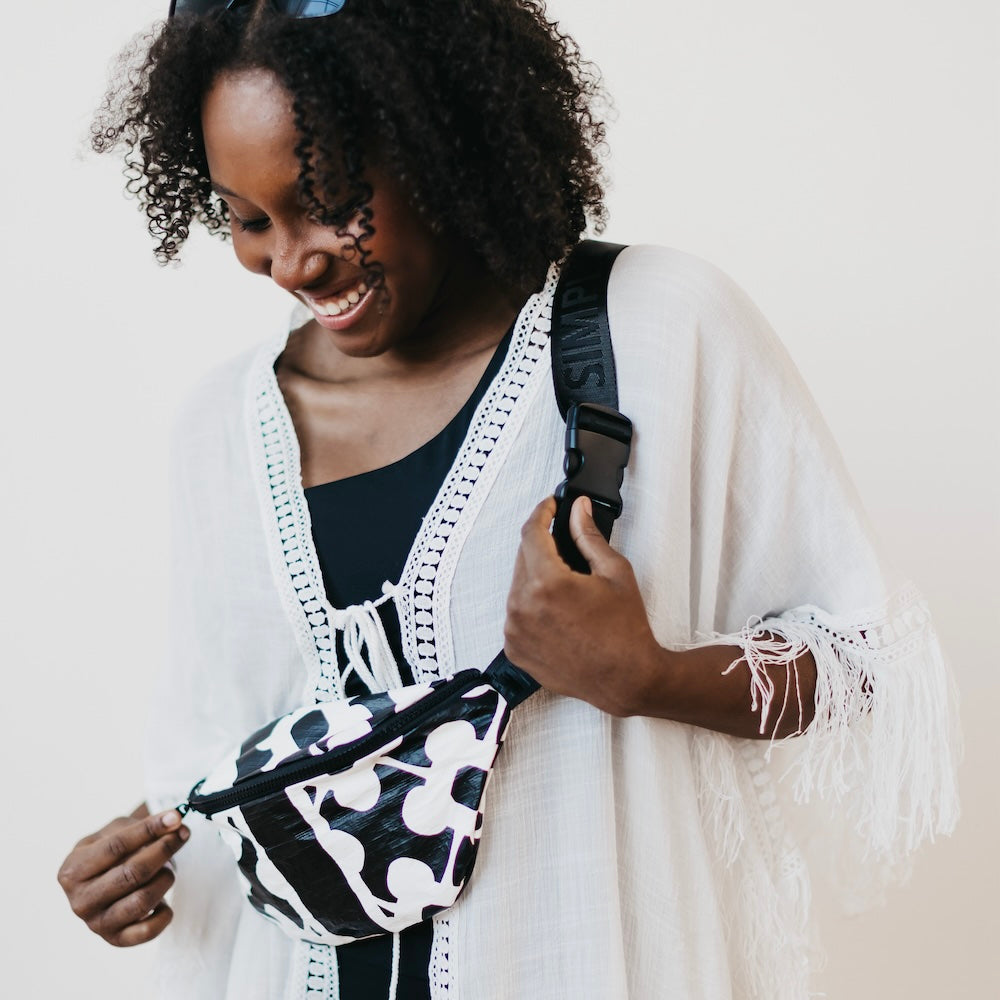 Kona Cove Tyvek Splashproof Bum Bag