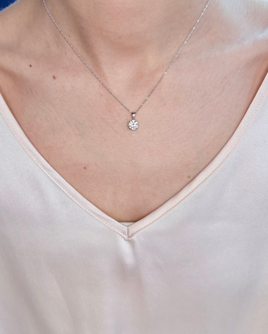Special Edition - Elizabeth Diamonds - 1 Carat Pendant Necklace