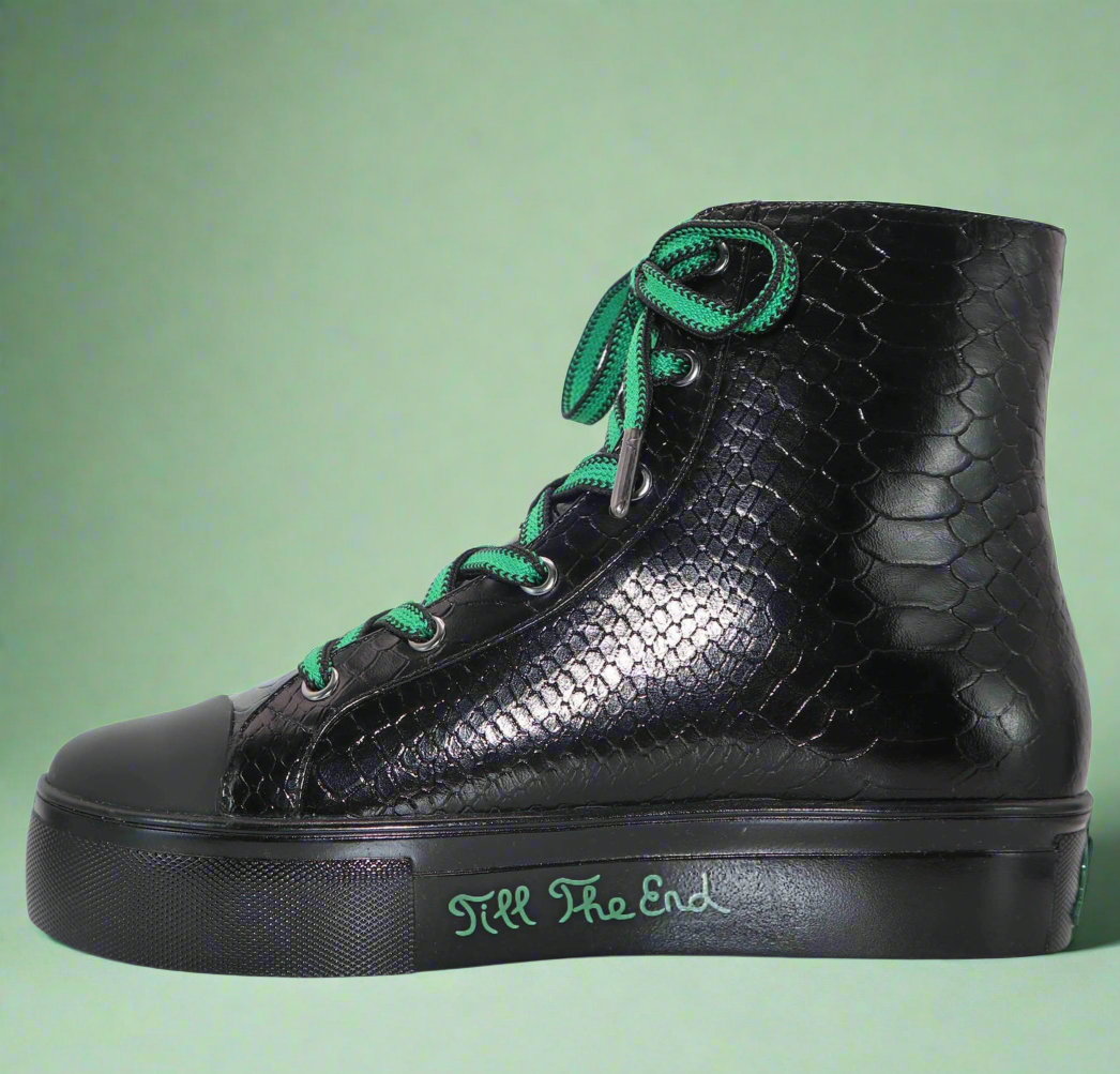 Michaela V Lucra Sneakers Black