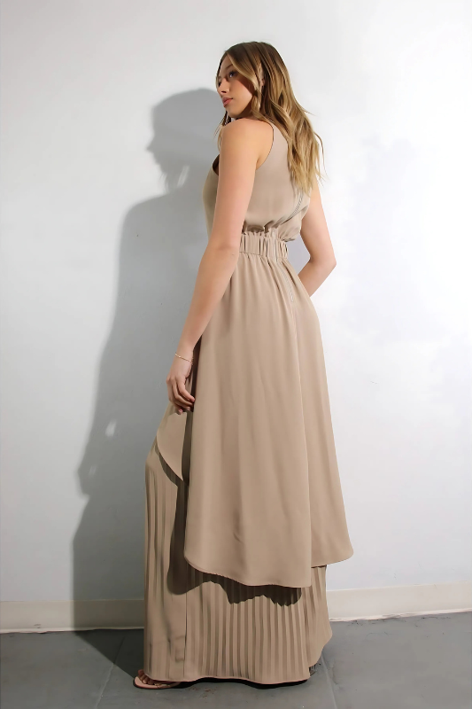 Escape to Milan Taupe Pleated Pants Set