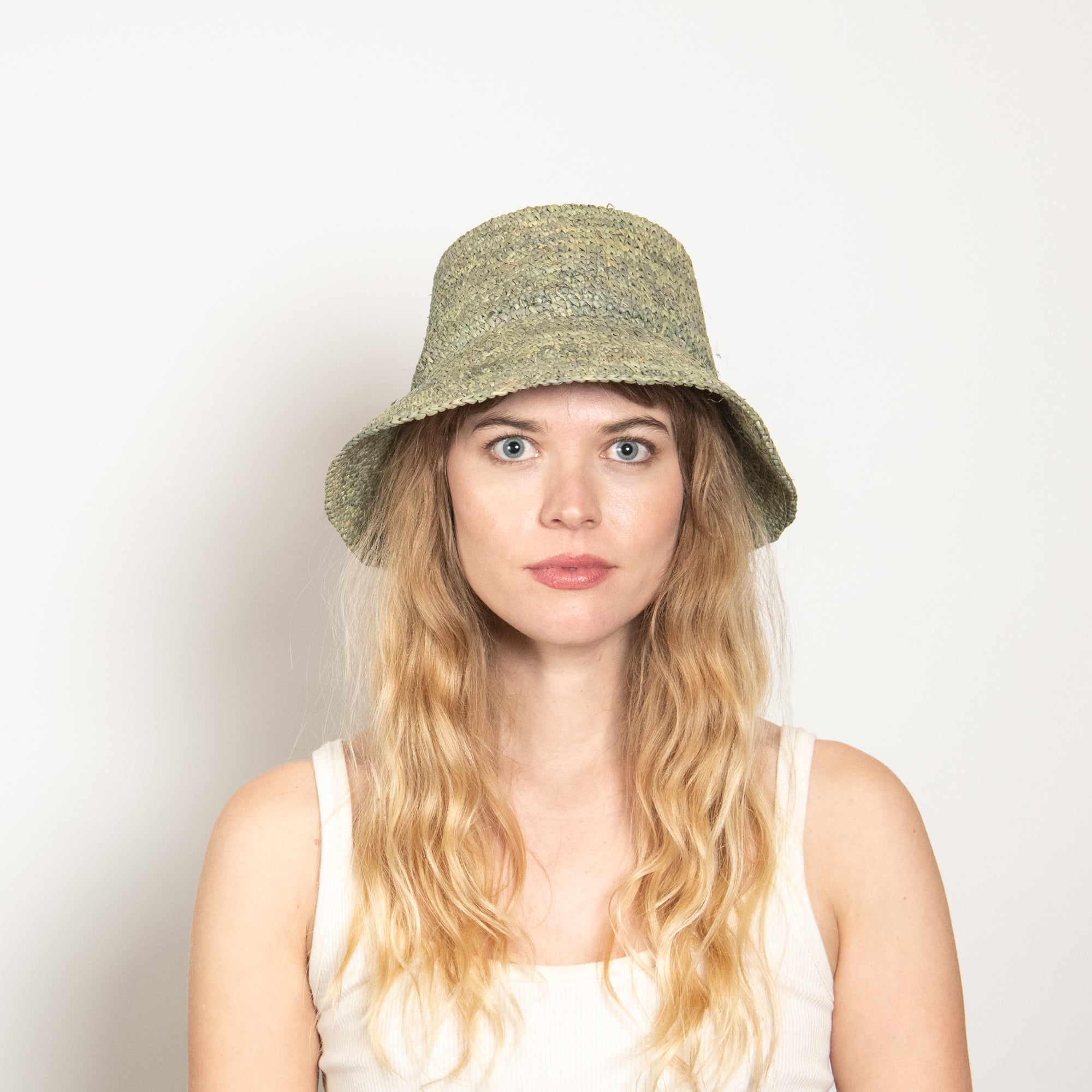Lolo Raffia Bucket in Green Blue