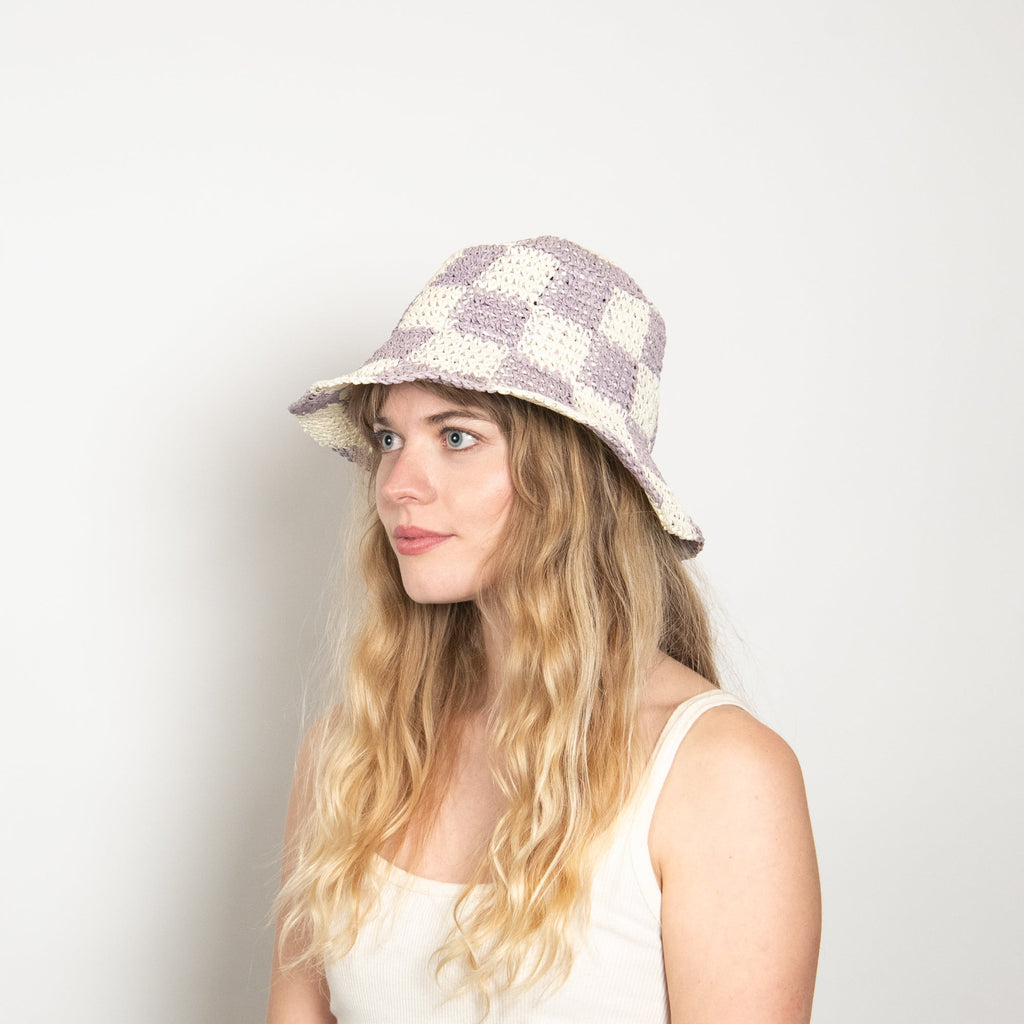Sadie Paper Straw Bucket in Mauve Ivory