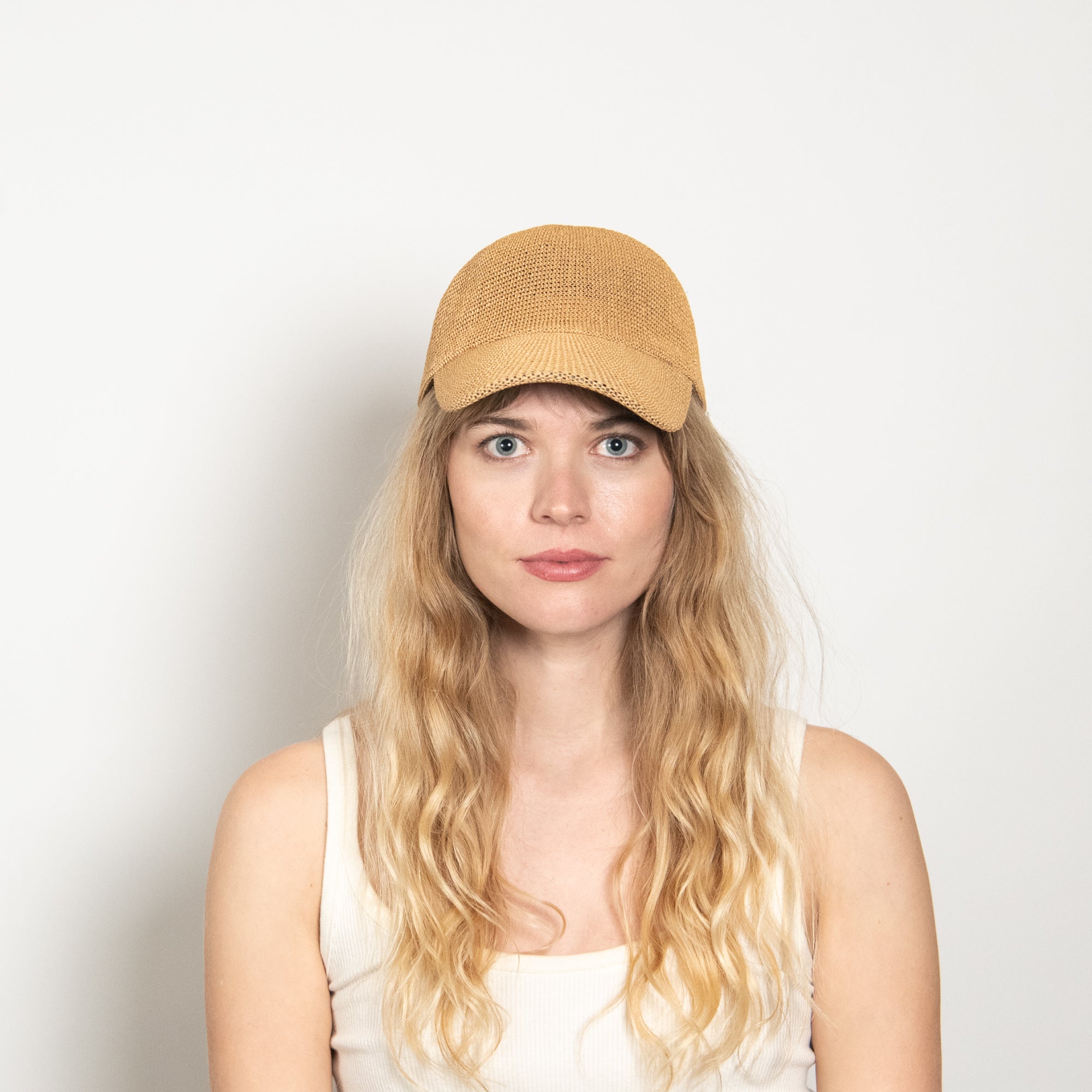 Paula Mesh Cap in Camel