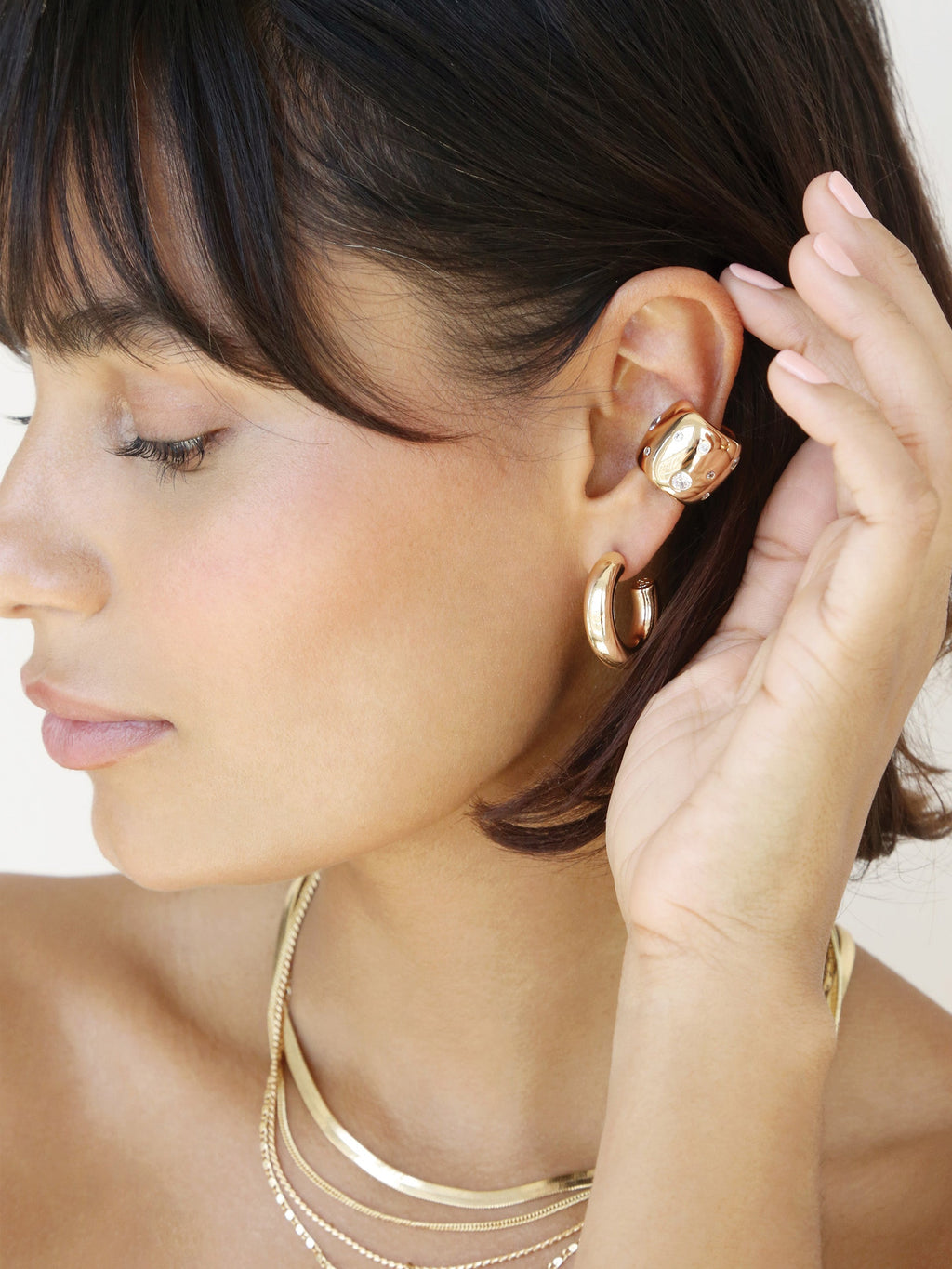 Scattered Crystal Chunky Ear Cuff