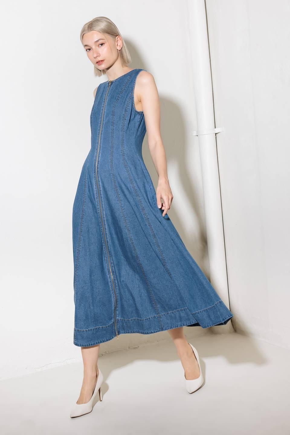 Effortlessly Poised Denim Midi Dress