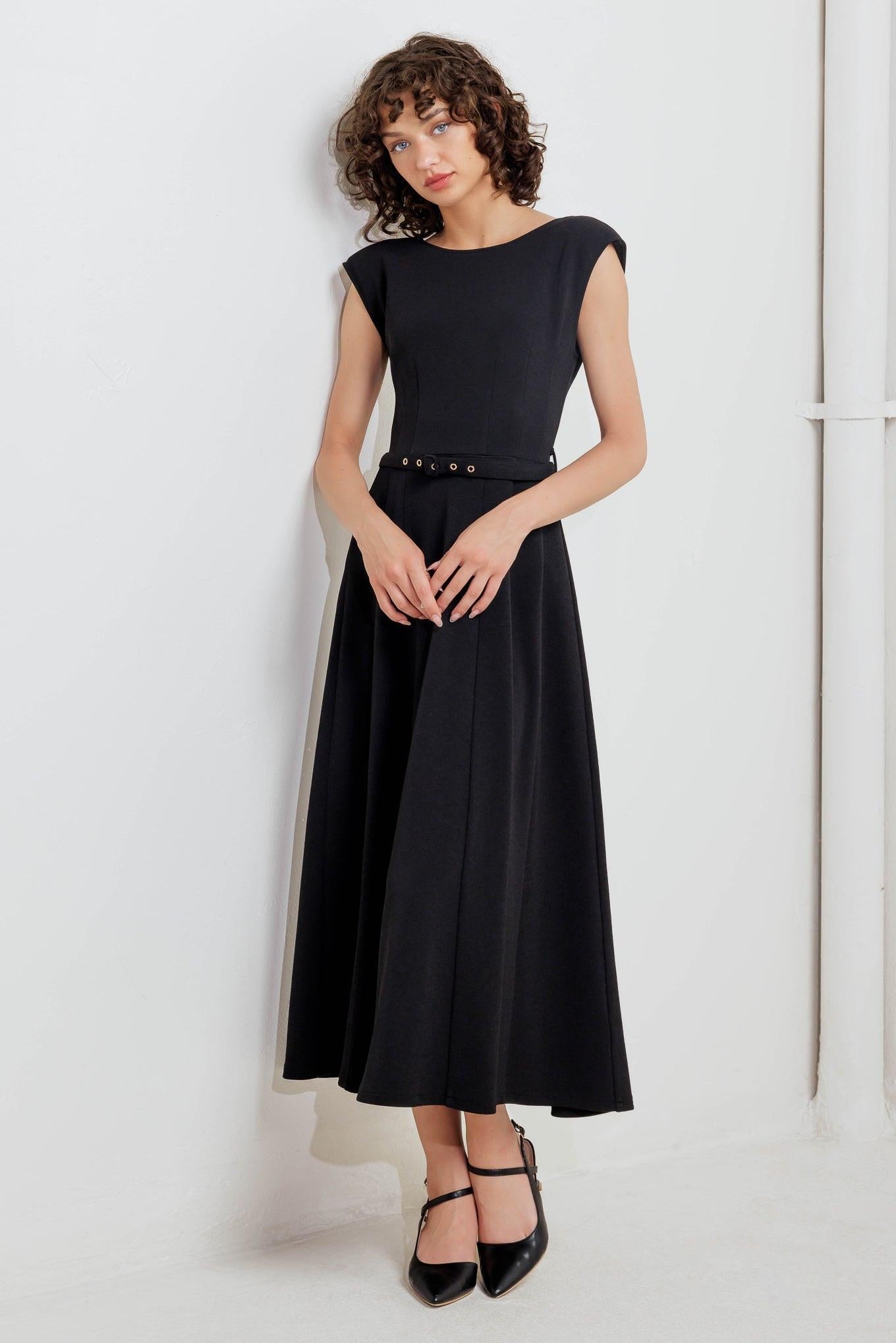 Modern Mona Midi Dress