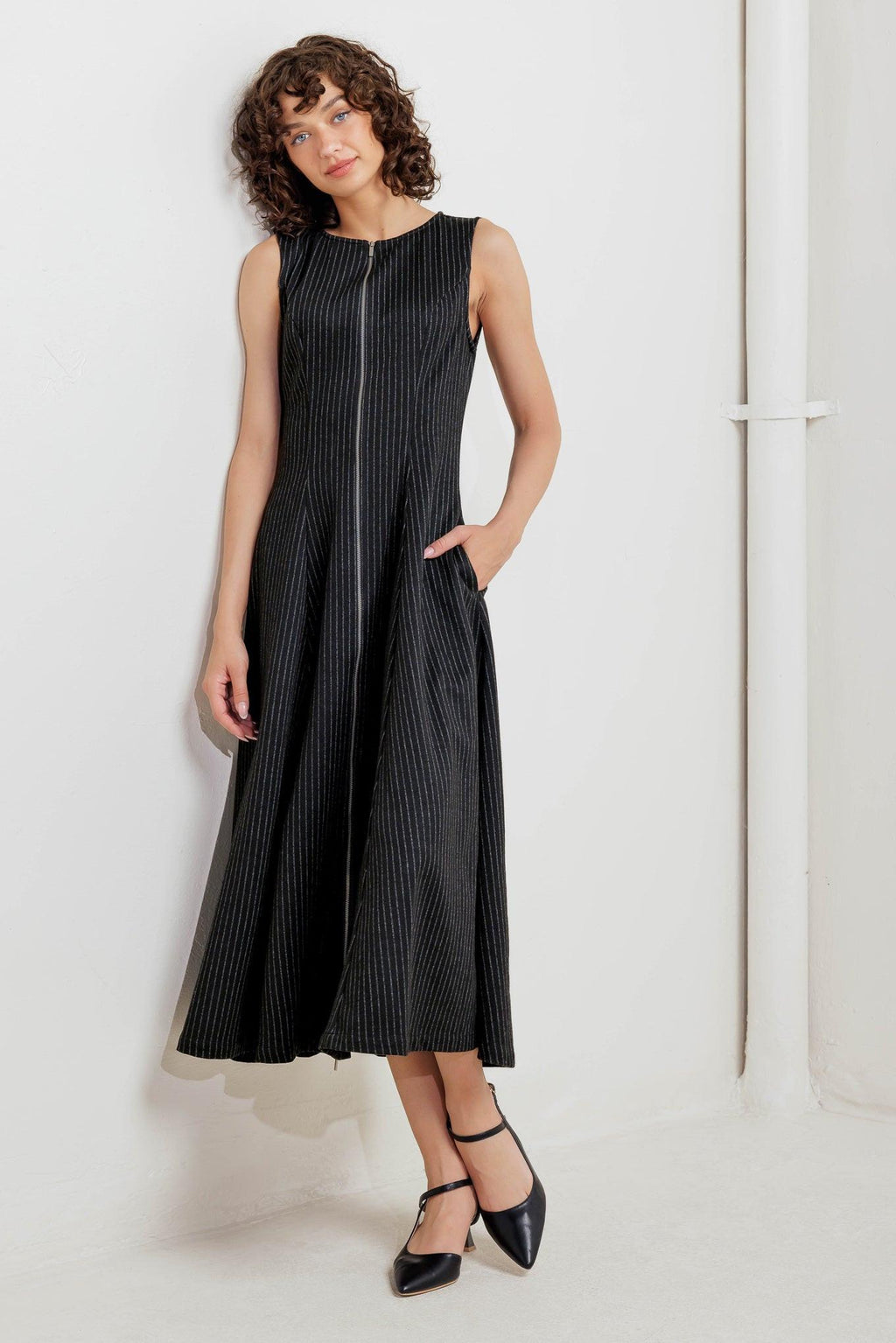 Urban Frame Midi Dress