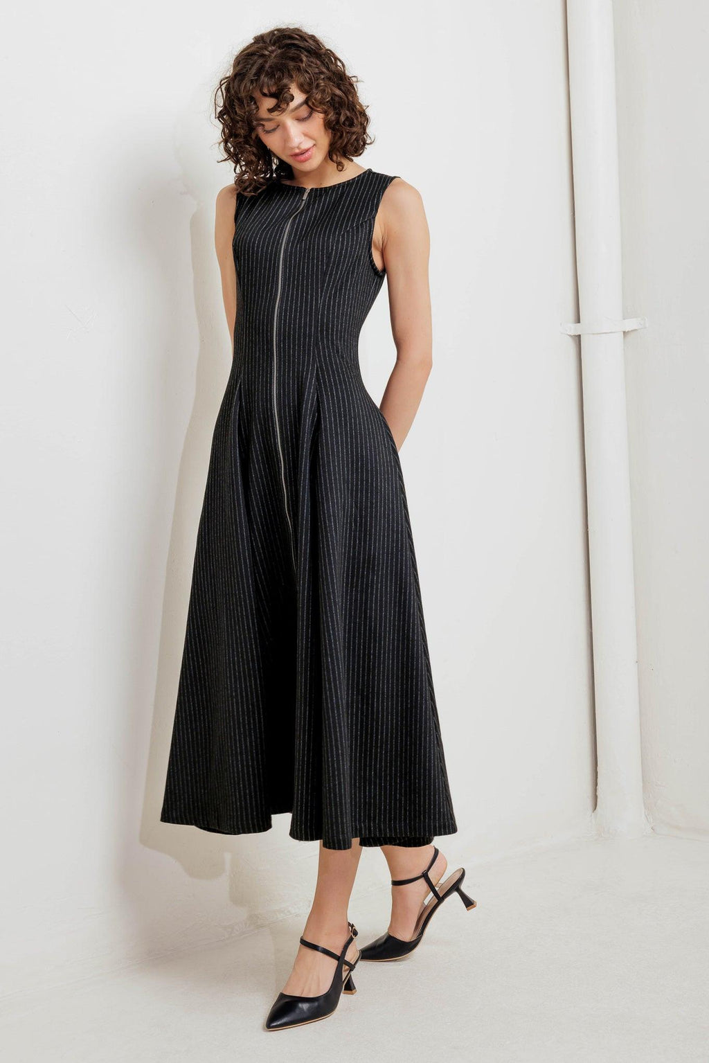 Urban Frame Midi Dress