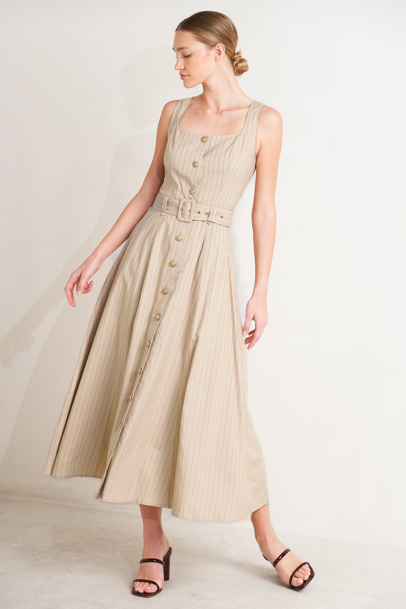 TAILORED IN SUNLIGHT WOVEN MIDI DRESS