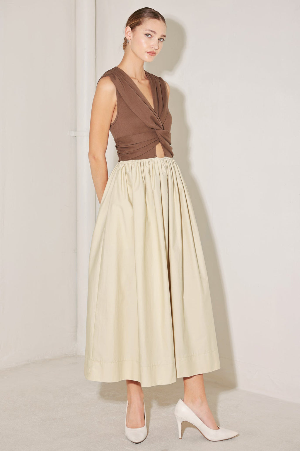 ANGEL VEIL SOLID MIDI DRESS