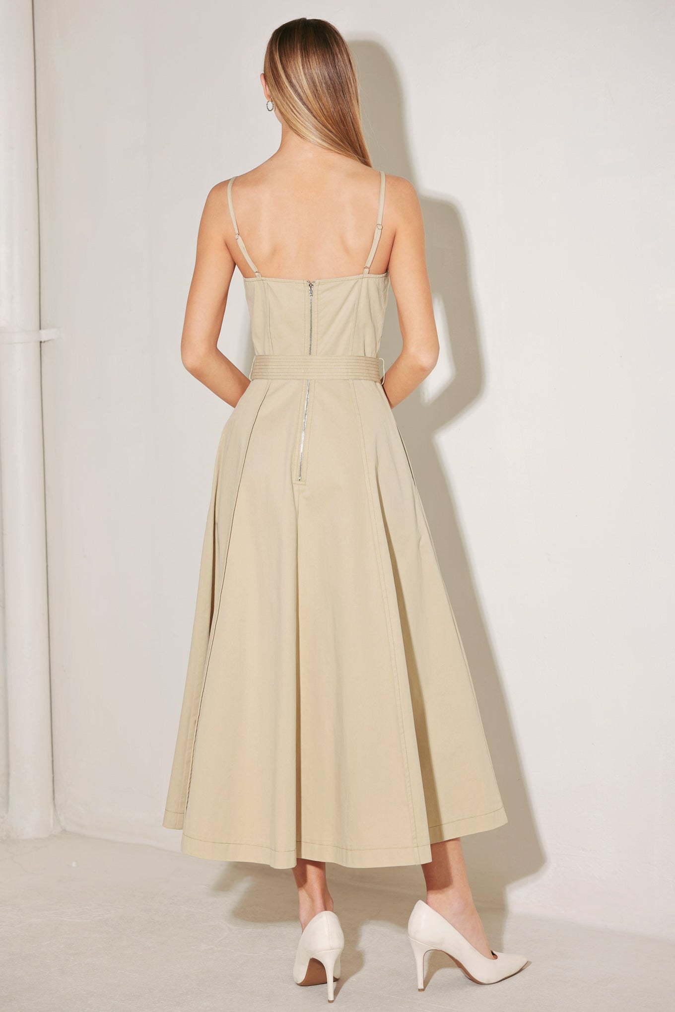 UNDERSTATED ICON WOVEN MIDI DRESS