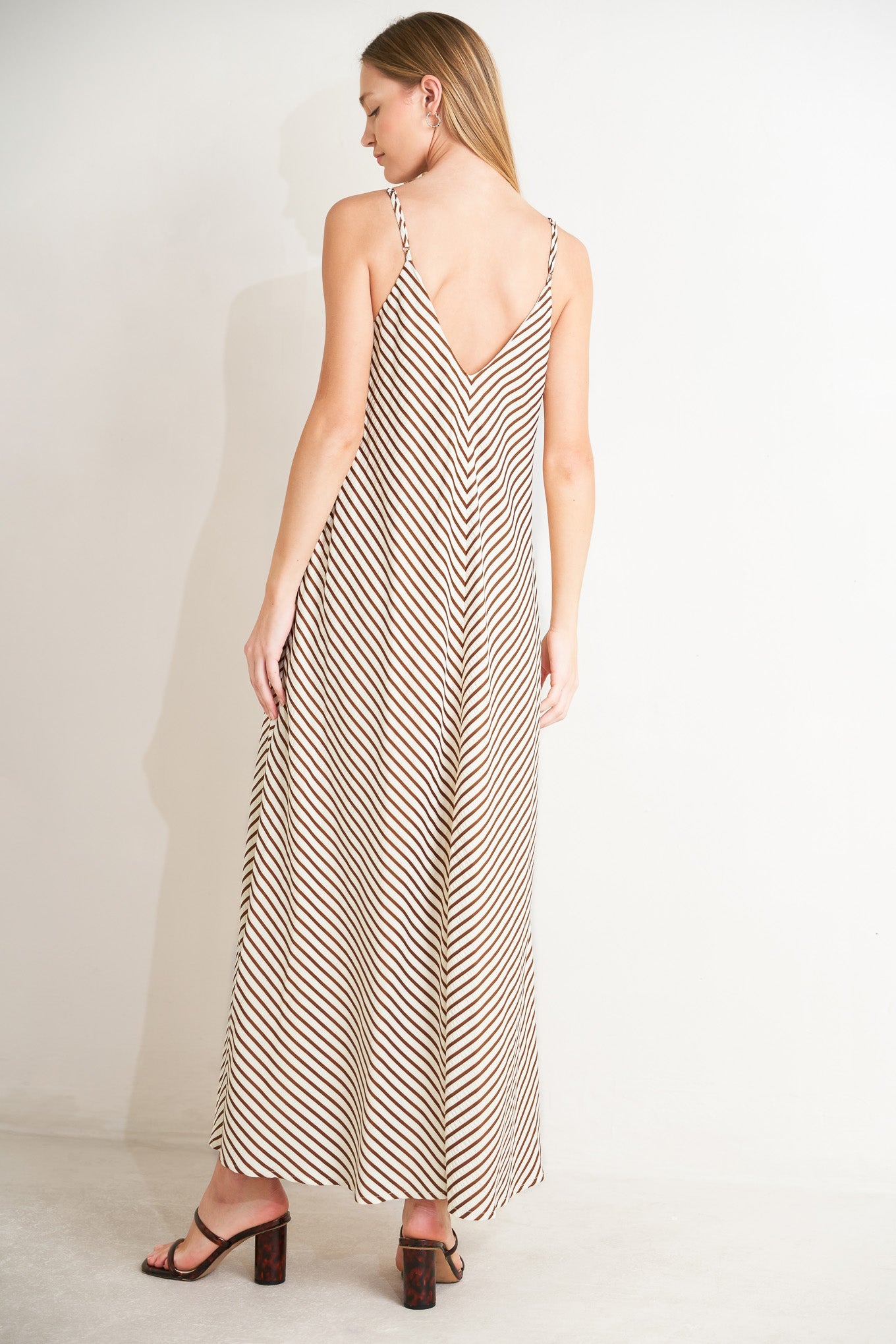 SEASIDE SILHOUETTE WOVEN MIDI DRESS