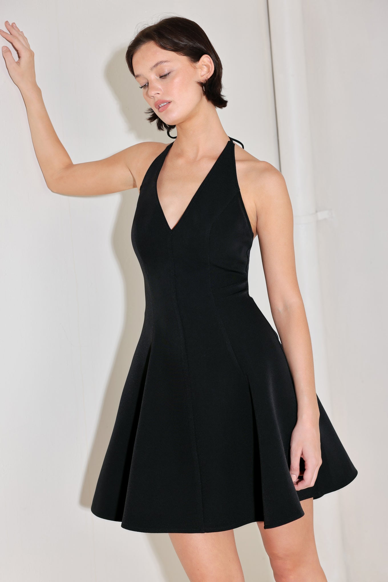 halter neck circle dress How to Sew a Trendy Halter Neck Circle Dress