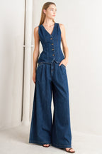 SHARP FEMININITY DENIM VEST