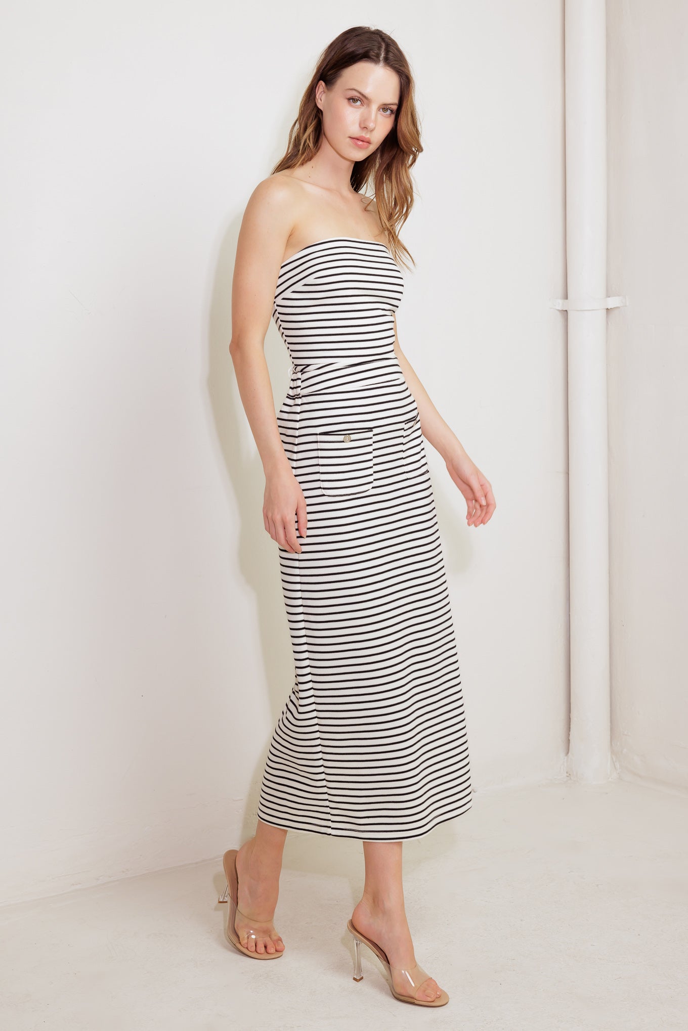 Classic striped midi skirt with front pocket & elasticized waist.