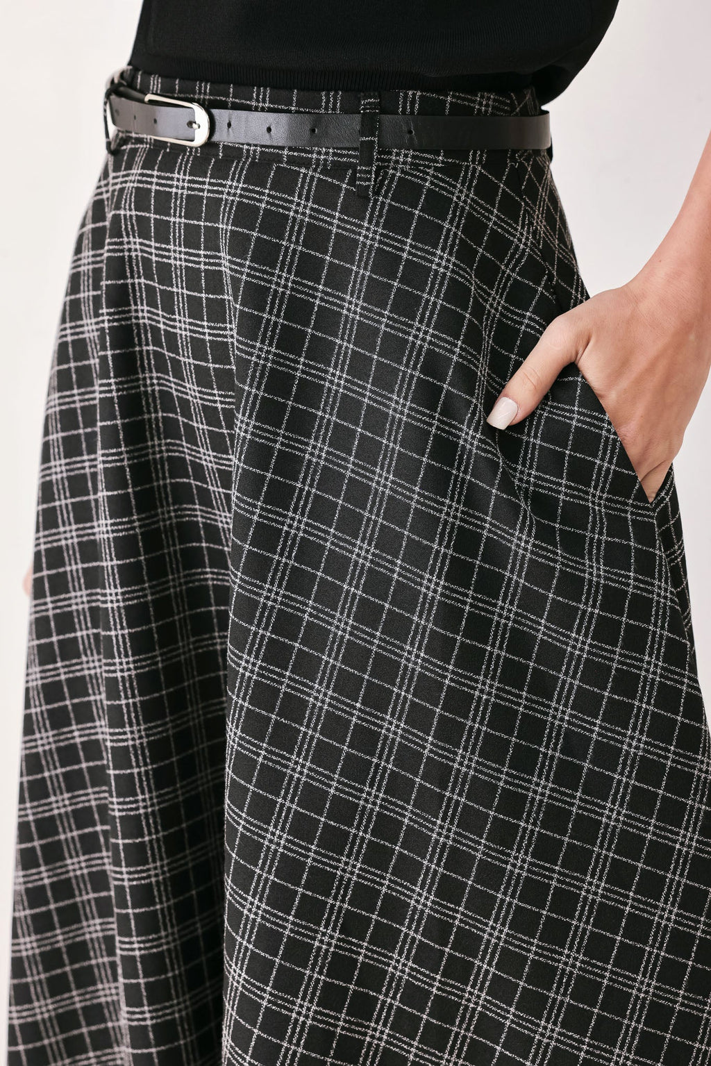 Monochrome Check Full-Sweep Midi Skirt