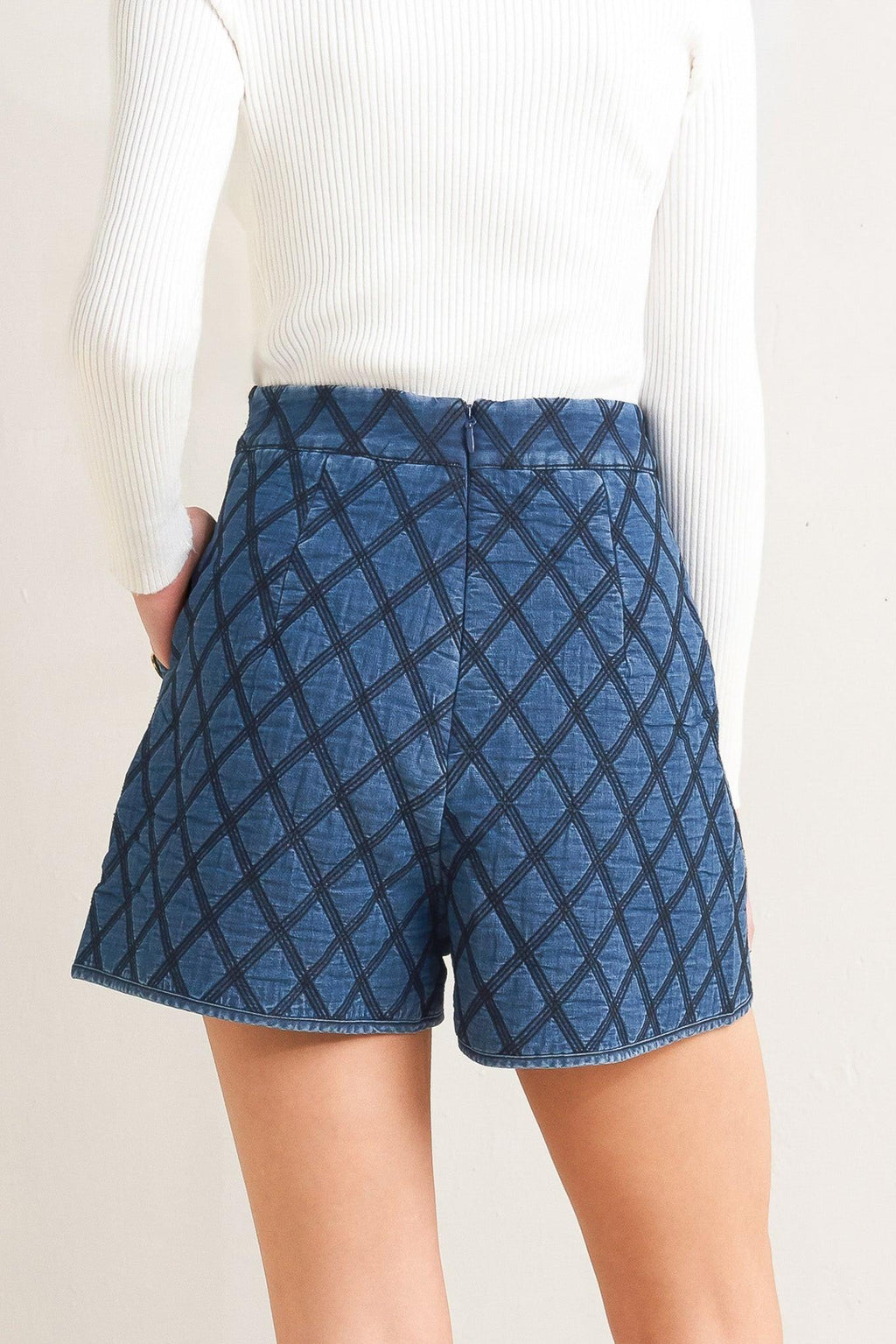 Modernluxe Quilted Short