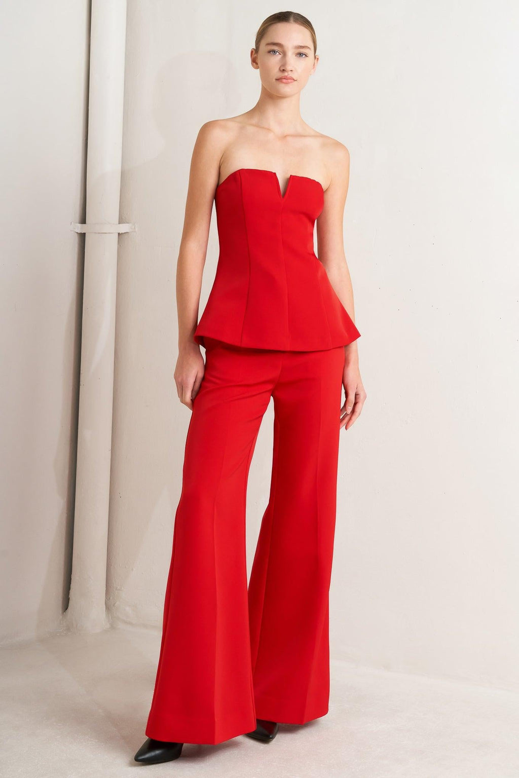 Noir Contour Pants