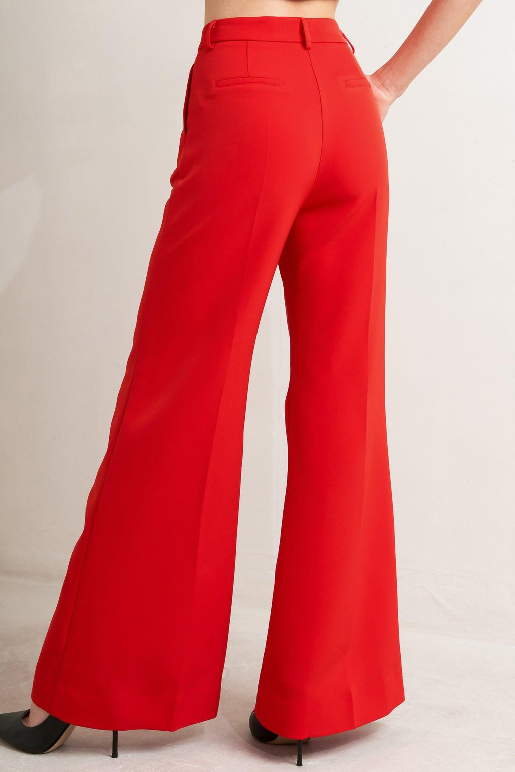 Noir Contour Pants