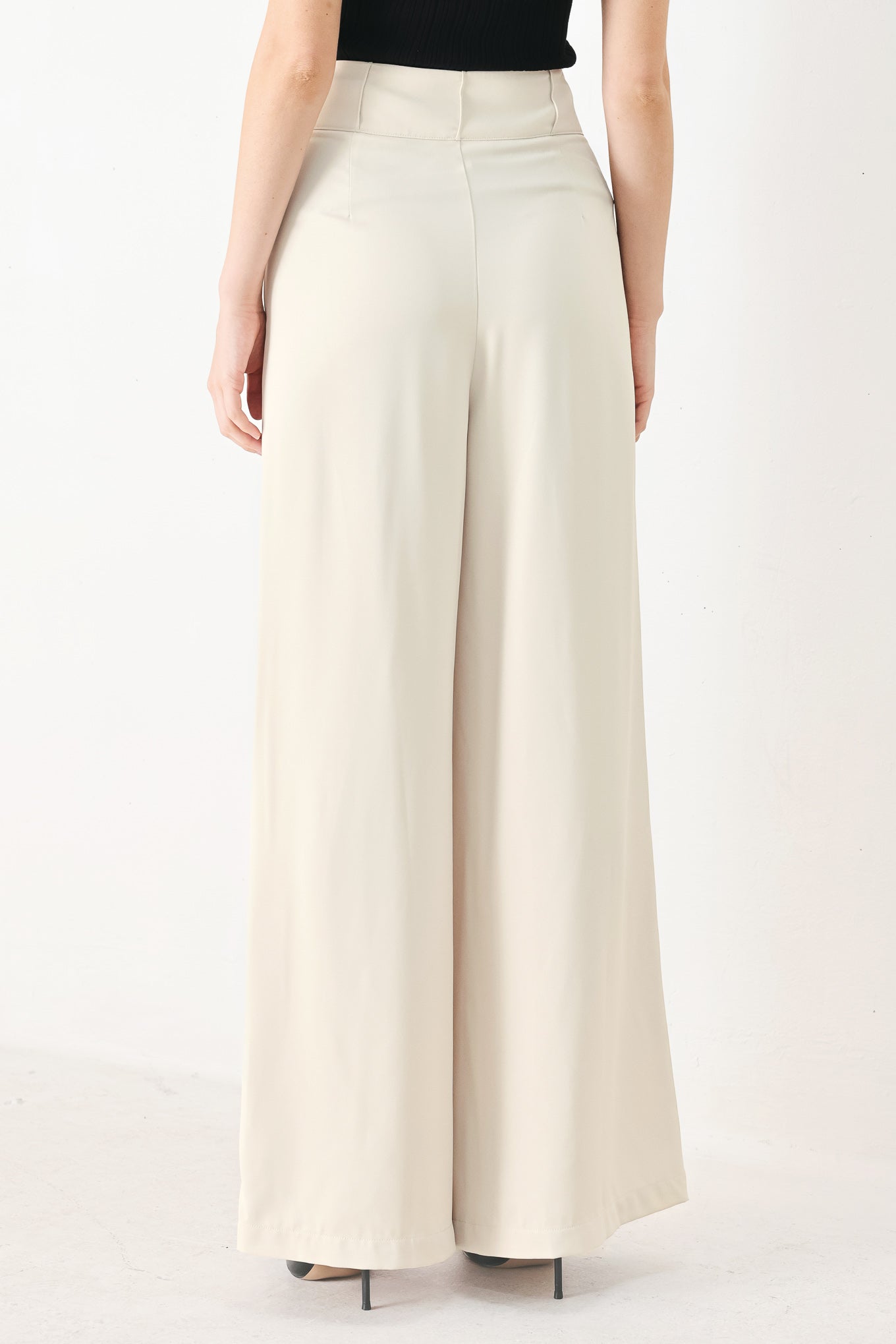 Modern Minimal Pants
