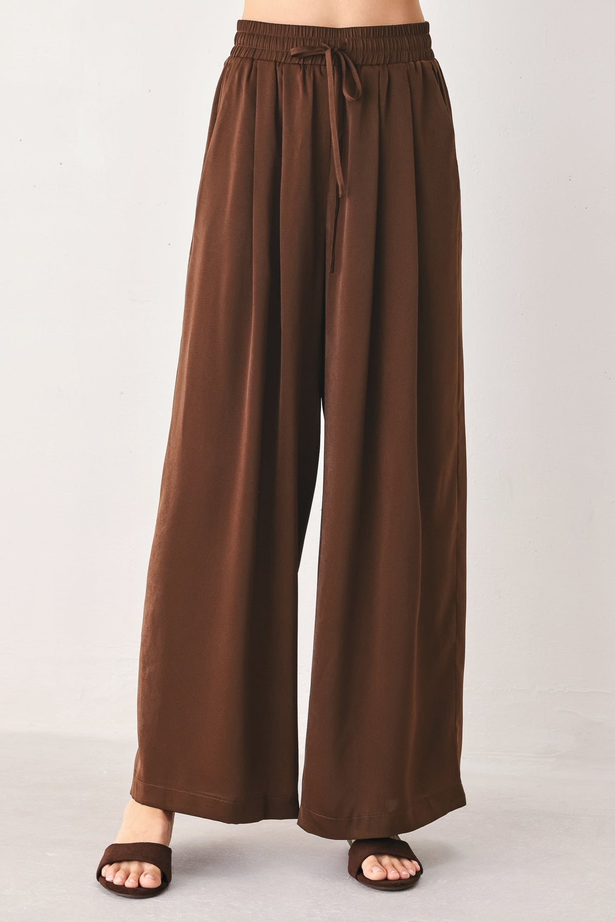 CANYON BROWN ELASTIC WAIST WOVEN PANTS