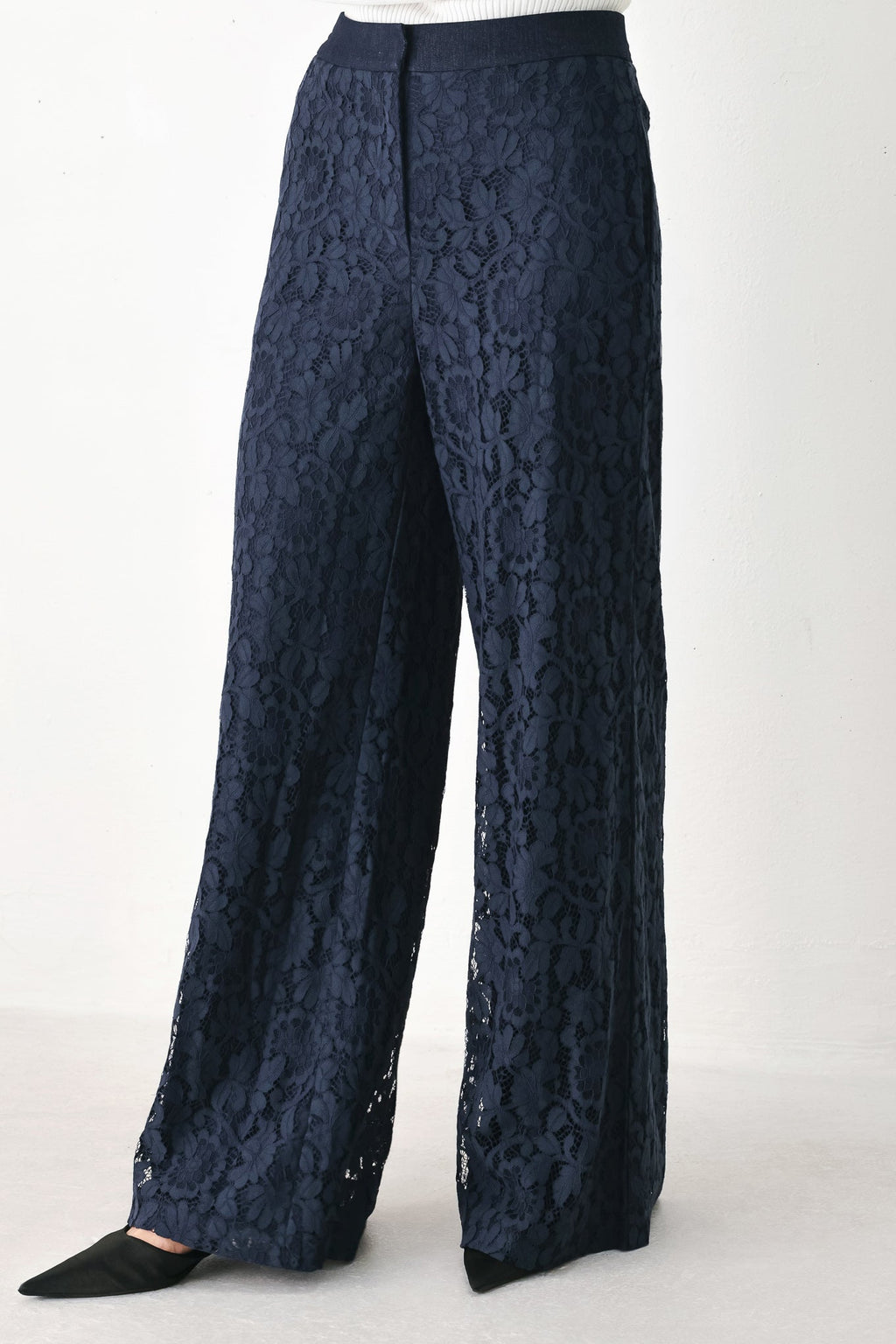 Midnight Petal Flow Lace Pants