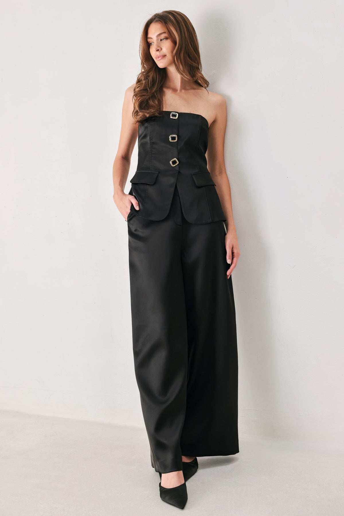 Modern Noir Wide-Leg Pants
