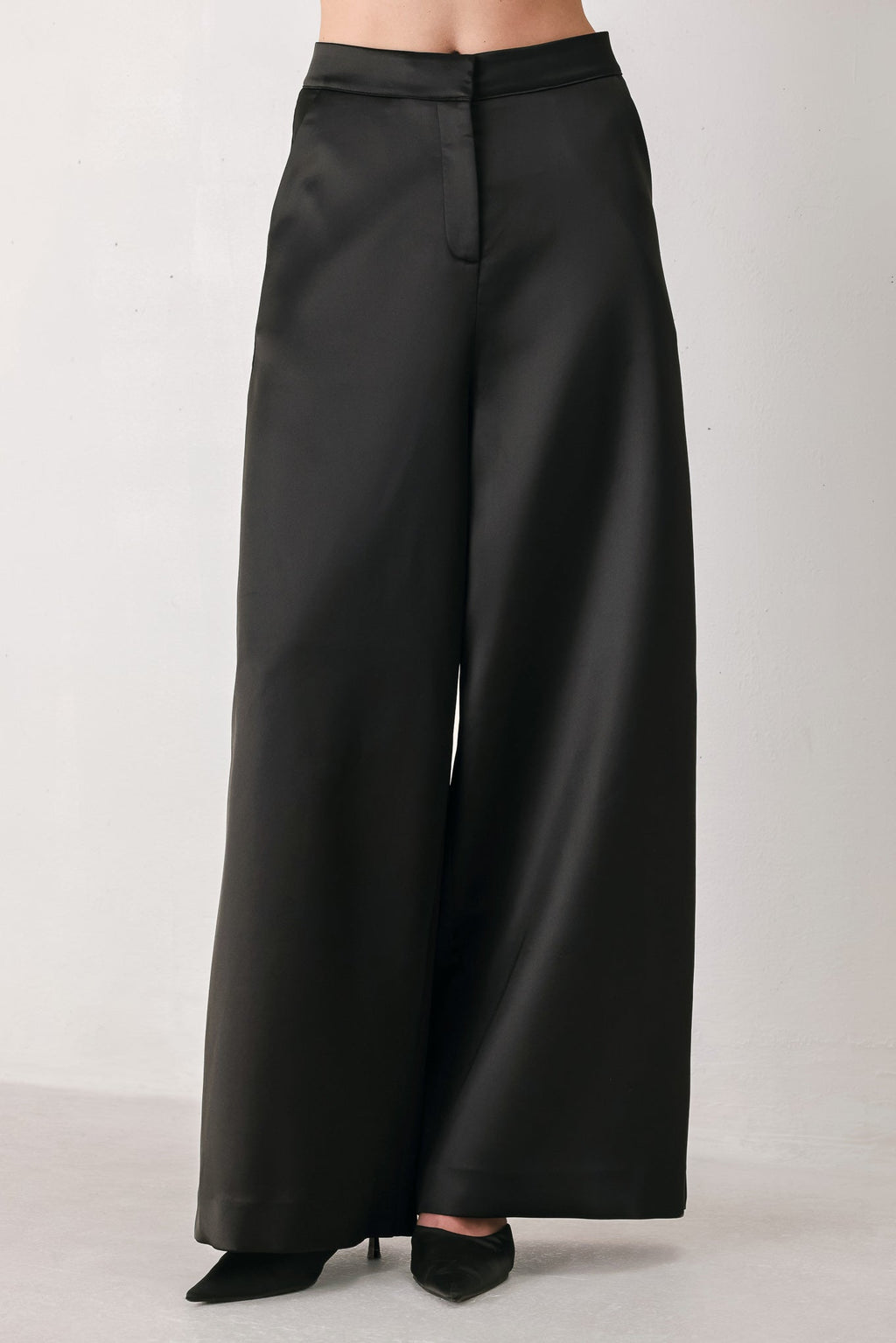Modern Noir Wide-Leg Pants
