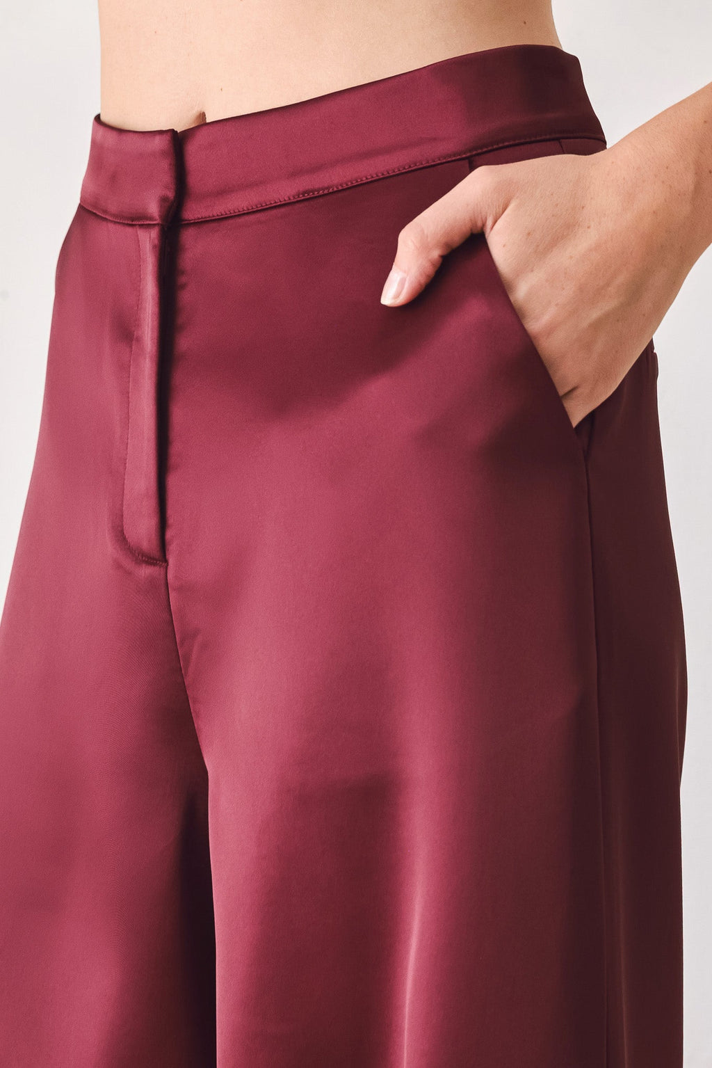 Modern Noir Wide-Leg Pants