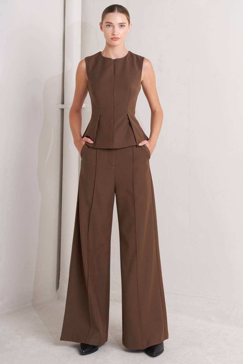 Modern Flow Top