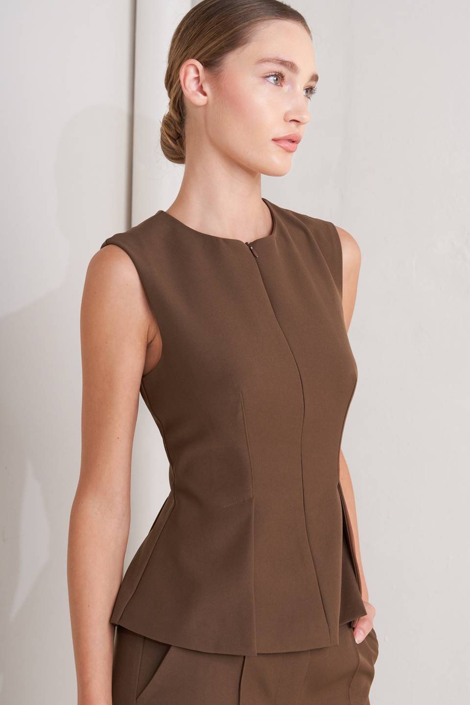 Modern Flow Top