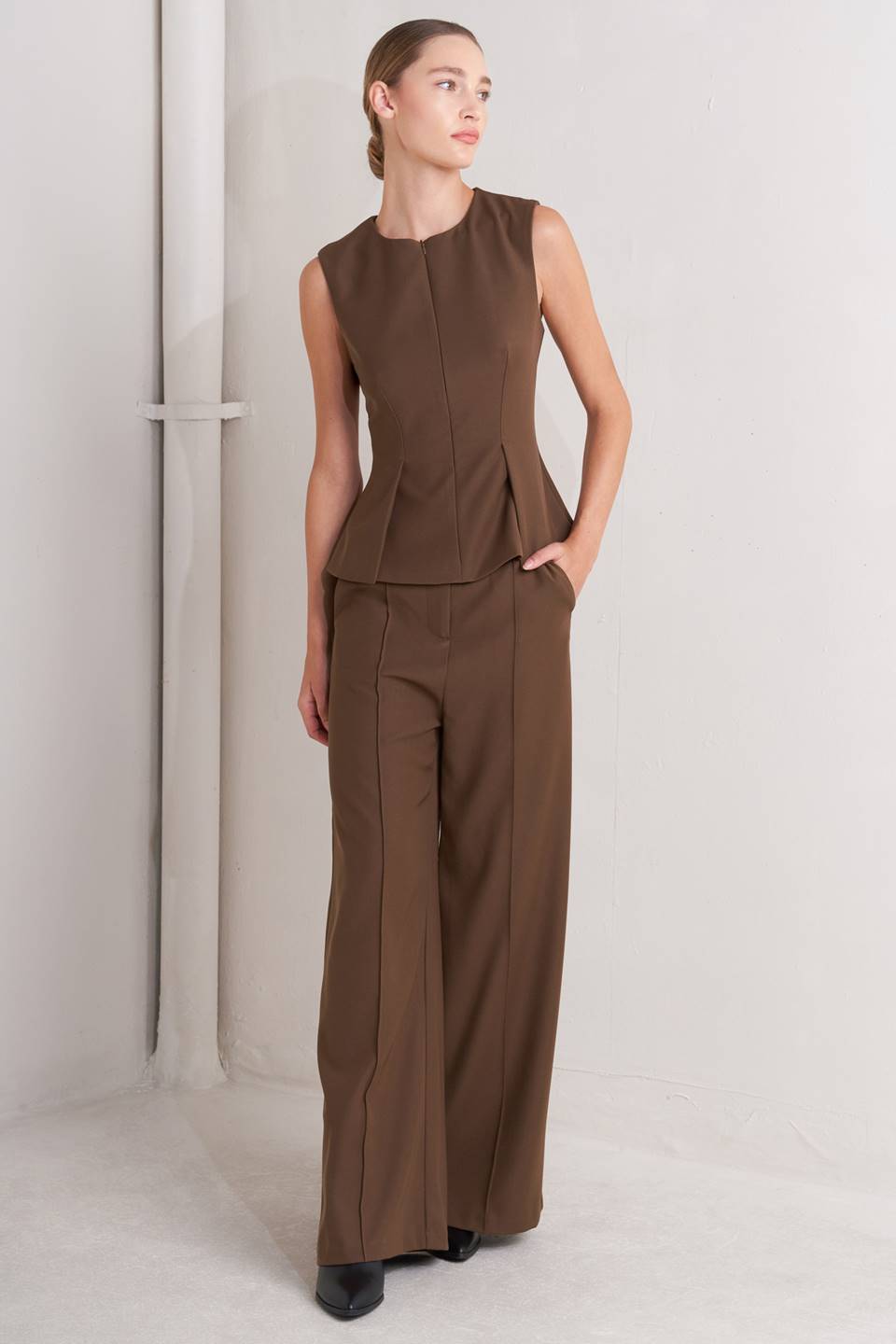 Modern Flow Top