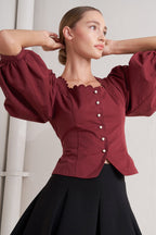 AMOUR SCALLOP WOVEN TOP