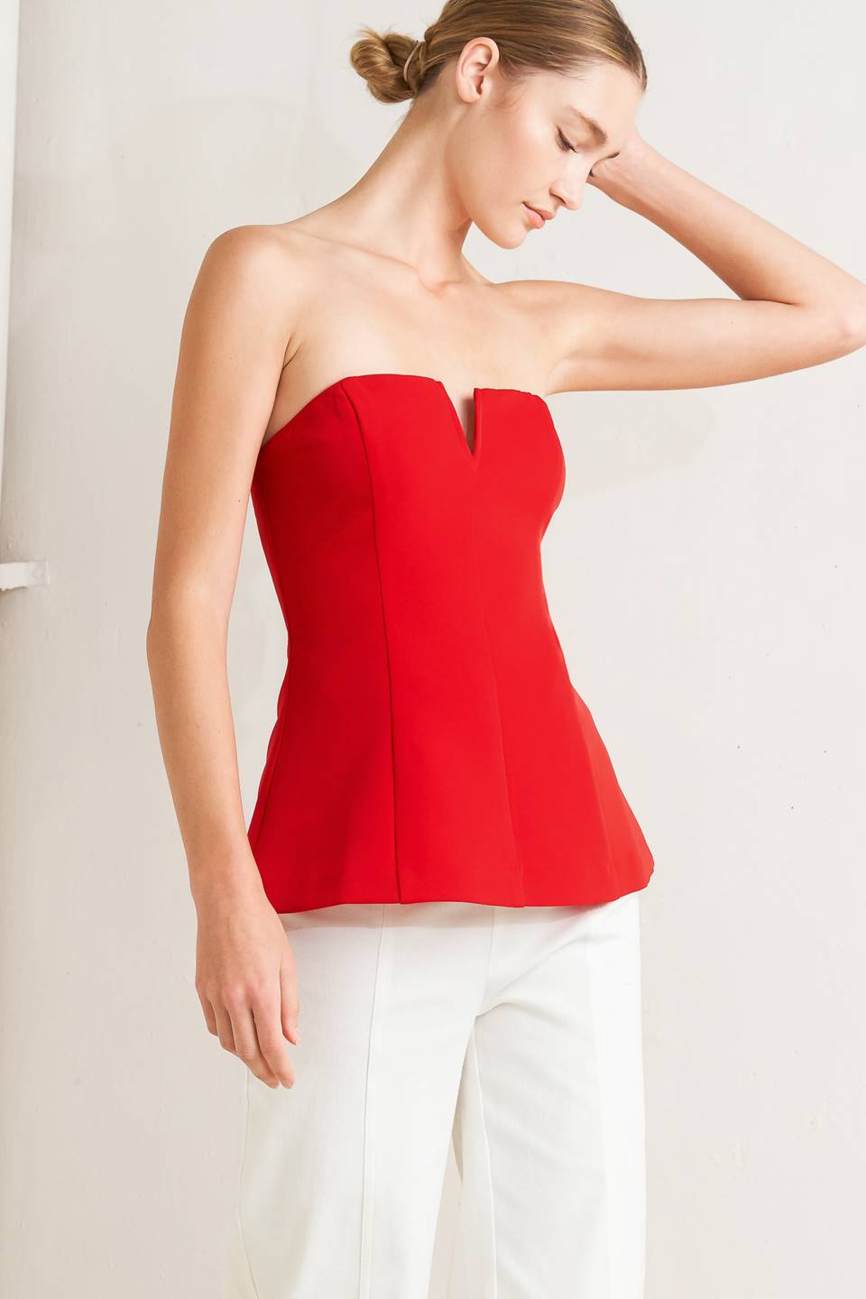 Noir Contour Top