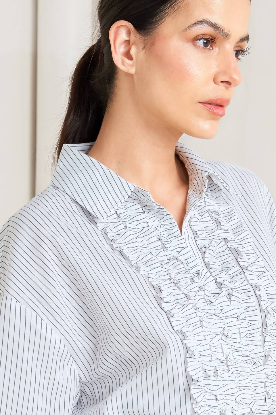DAYLIGHT EDGE WOVEN TOP