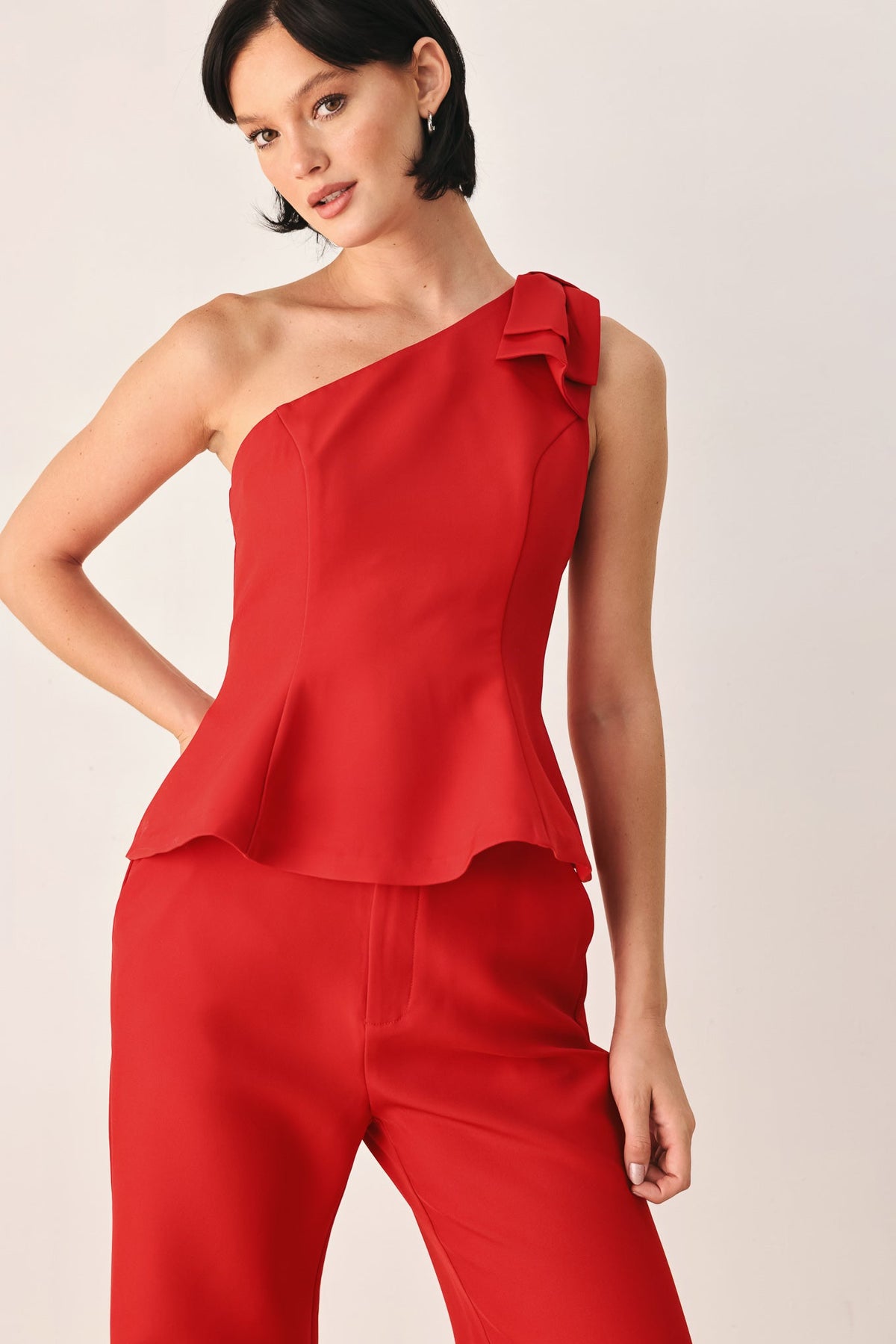 Make an Entrance One-Shoulder Peplum Top