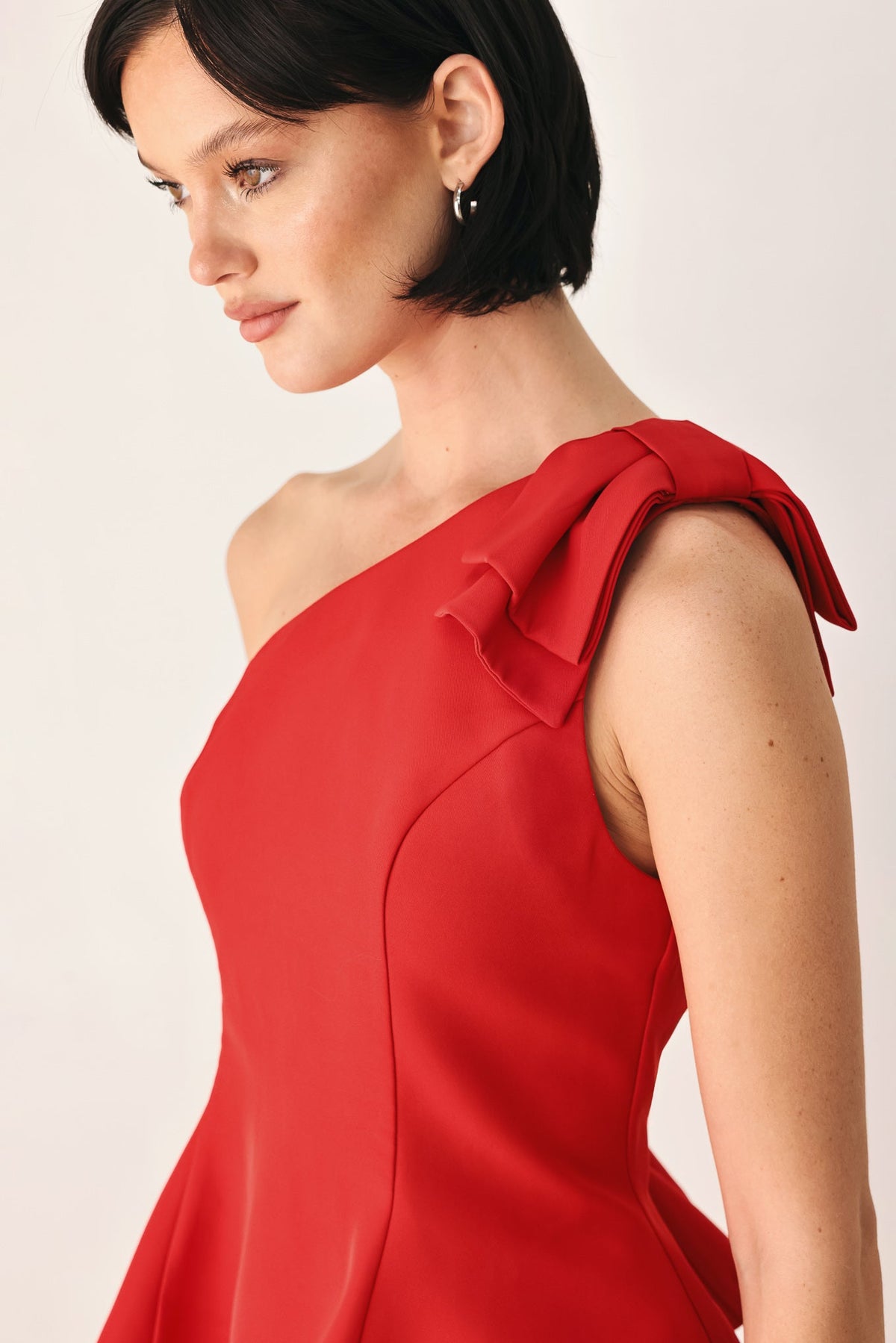 Make an Entrance One-Shoulder Peplum Top