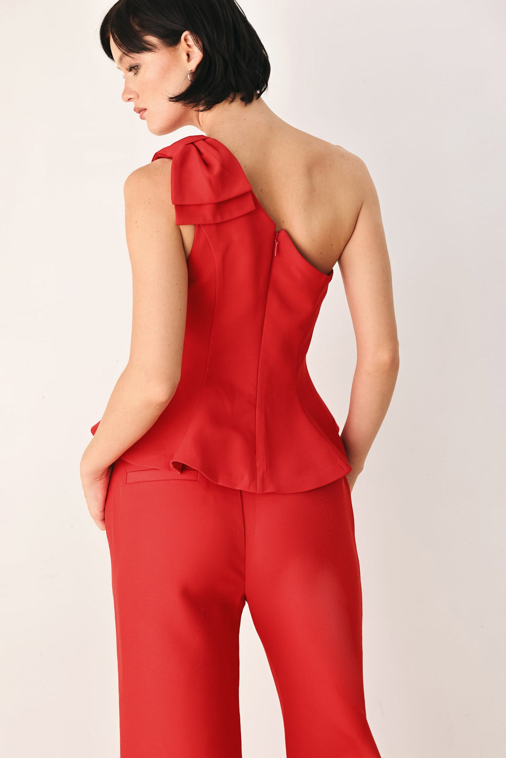 Make an Entrance One-Shoulder Peplum Top