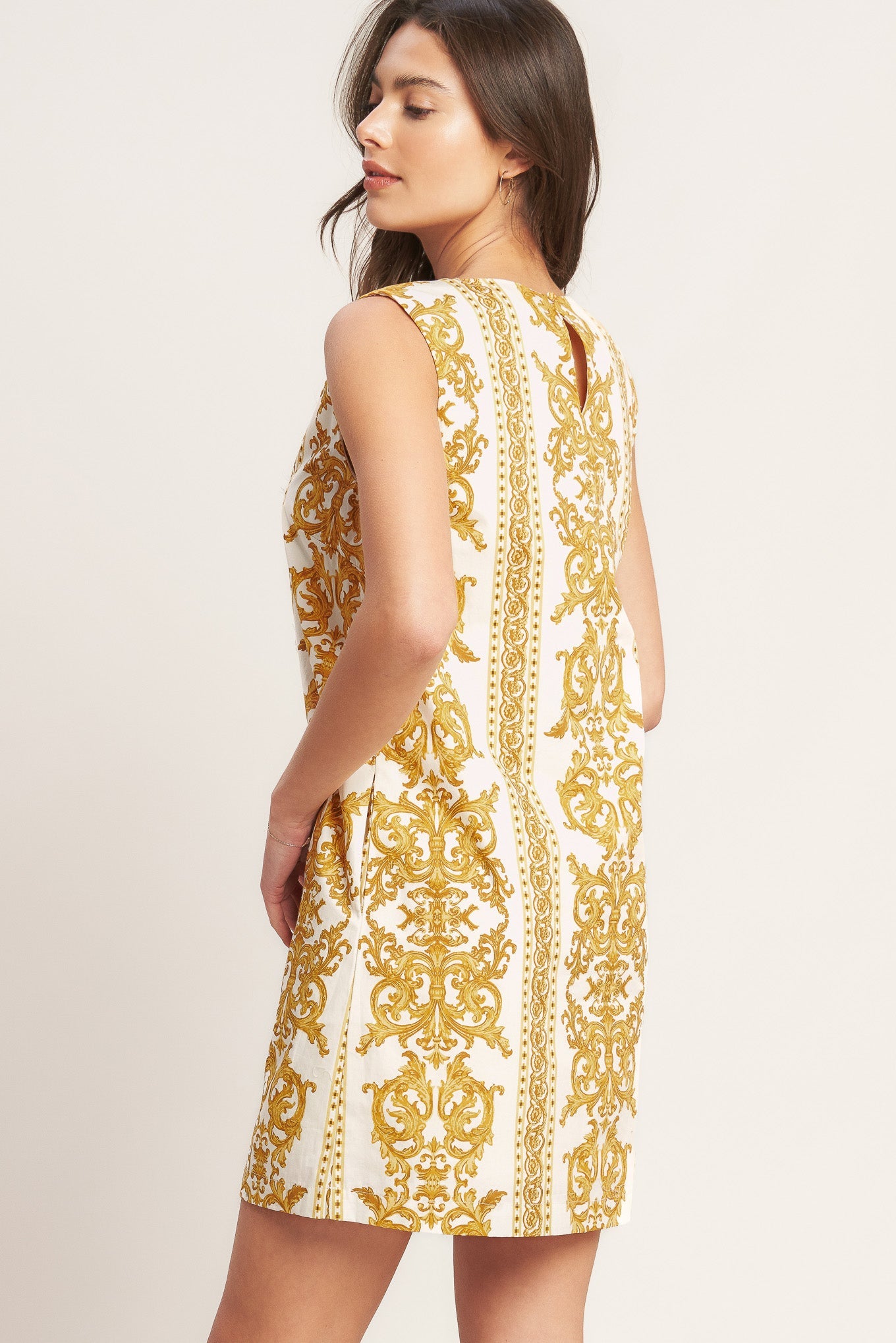 CITY GIRL WITH EDGE WOVEN MINI SHIFT DRESS