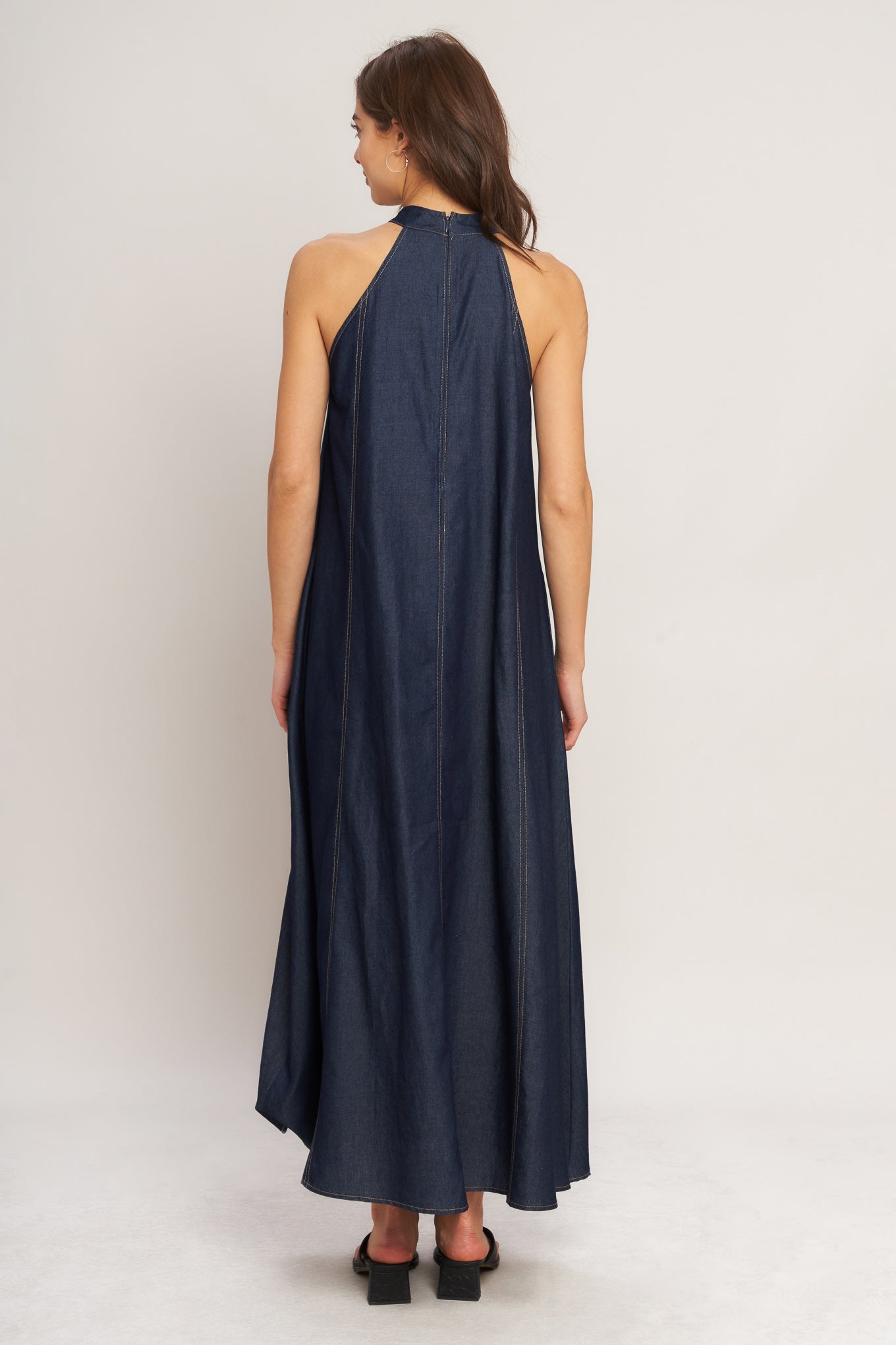 MIDNIGHT FLOW WOVEN MIDI HALTER DRESS