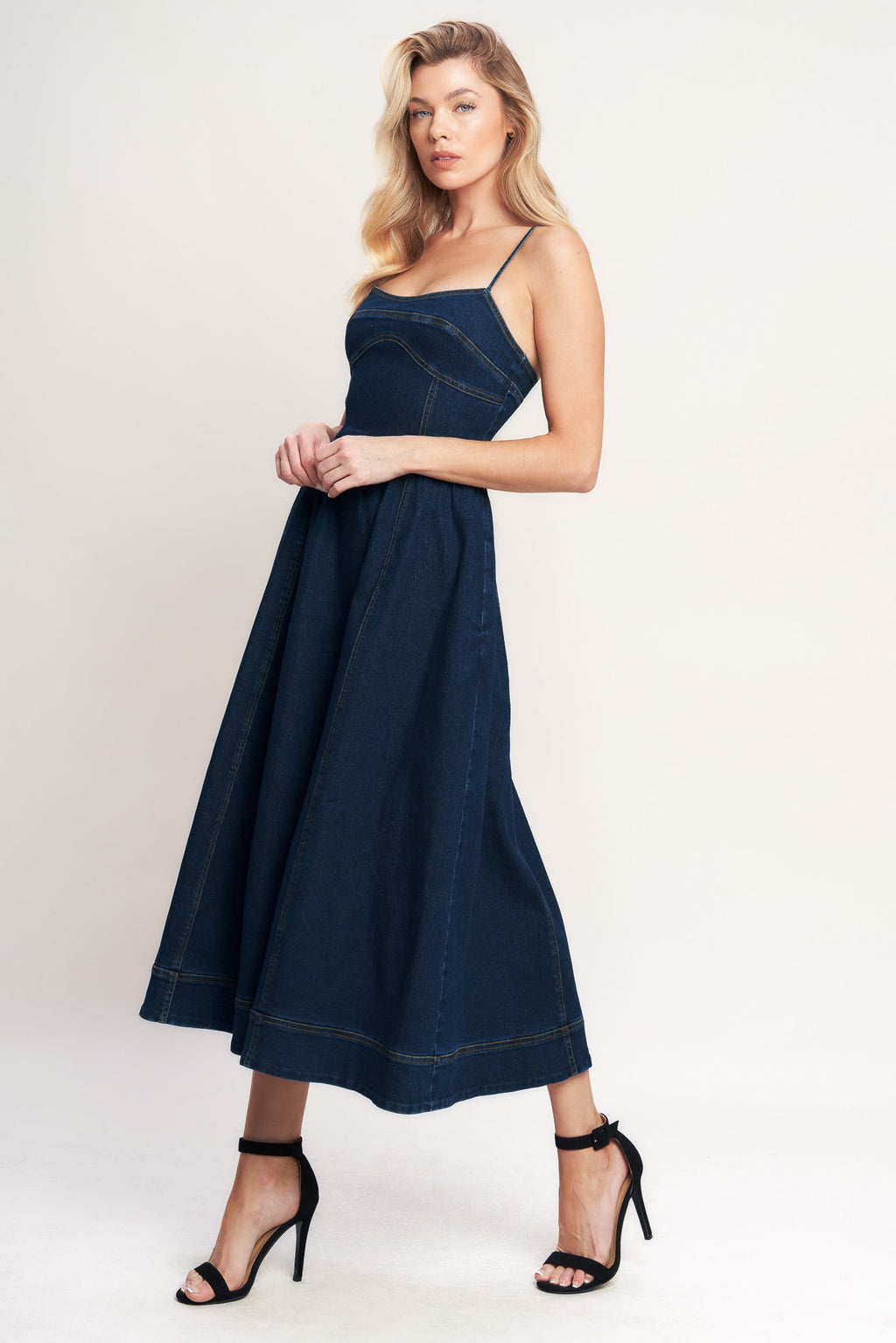 THE EVERYDAY ICON DENIM MIDI DRESS