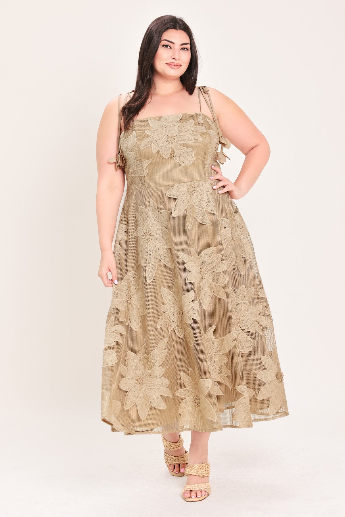 Sandy Bloom Floral Midi Dress