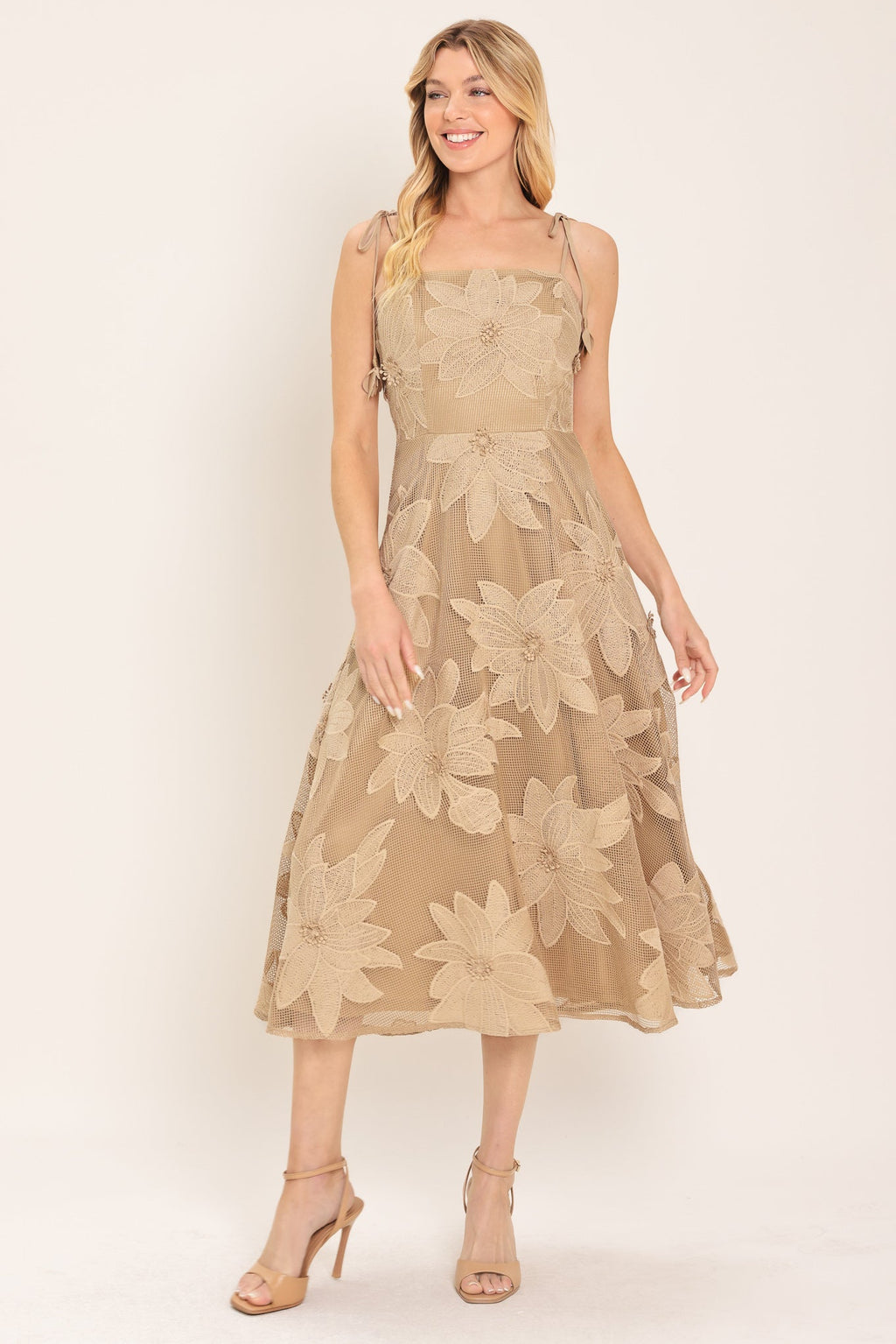 Sandy Bloom Floral Midi Dress