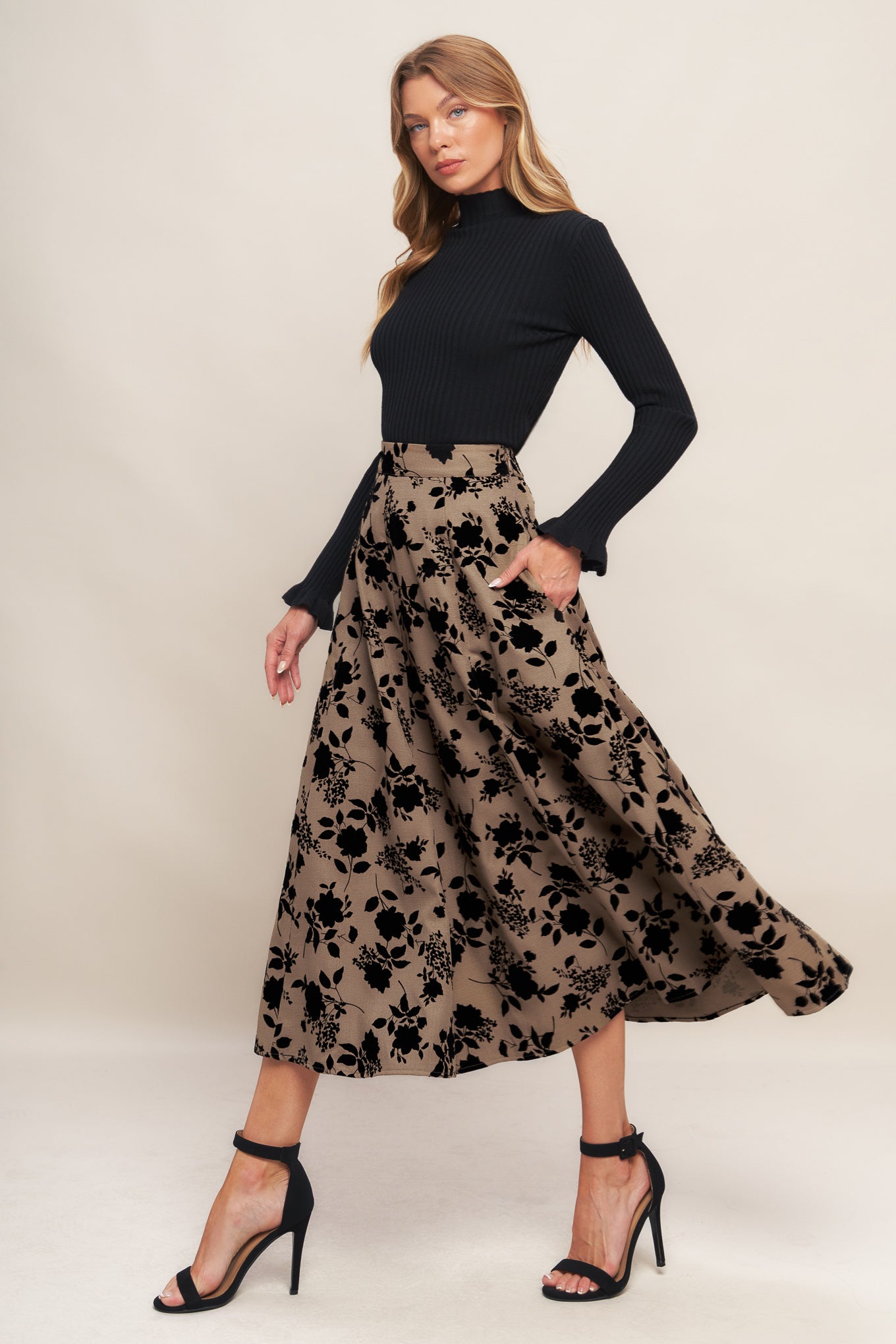 CLASSIC BLOOM LOOK WOVEN FLOCKING CIRCLE SKIRT