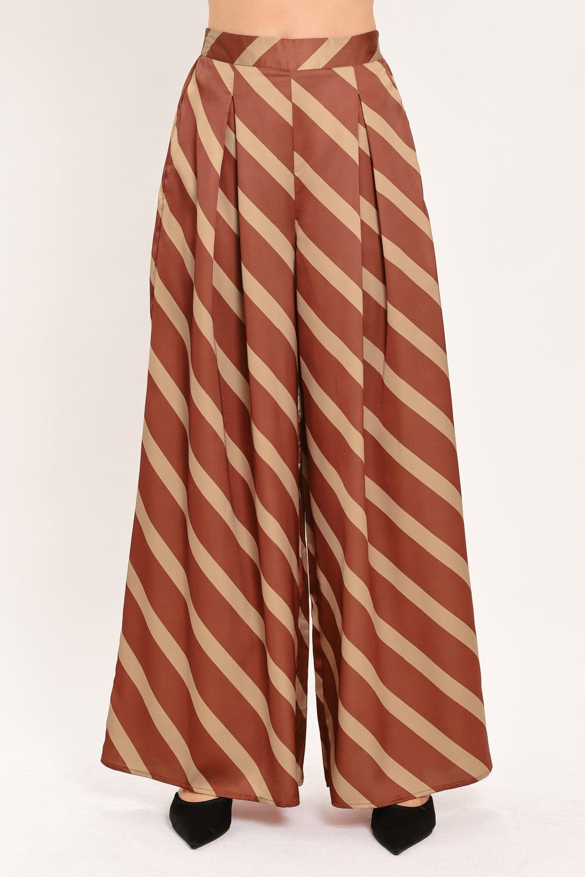Toffee Diagonal Flow Wide-Leg Pants