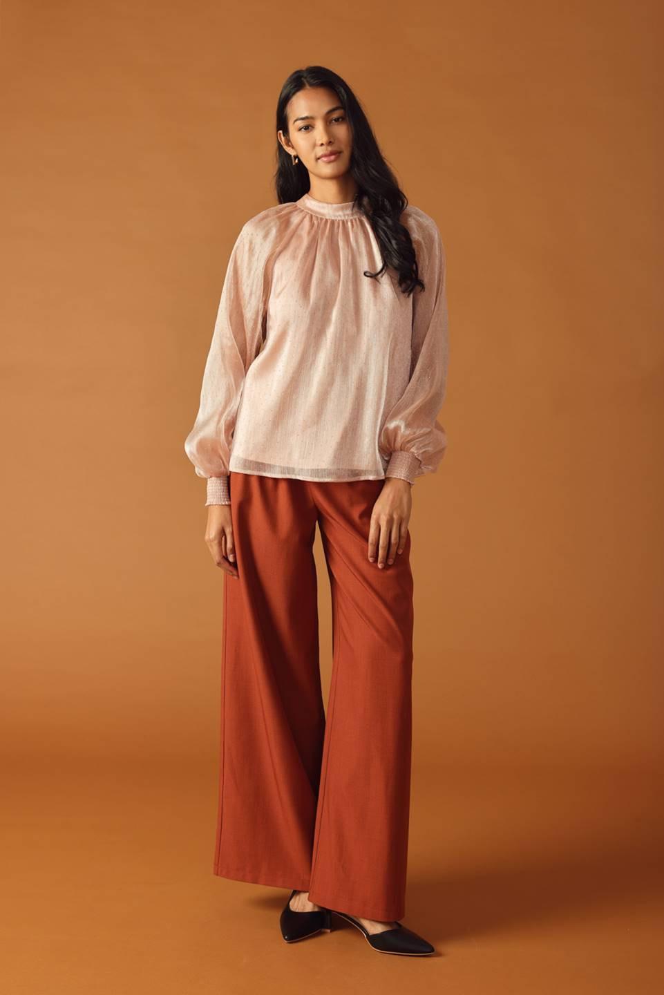 Highly Unpredictable Top