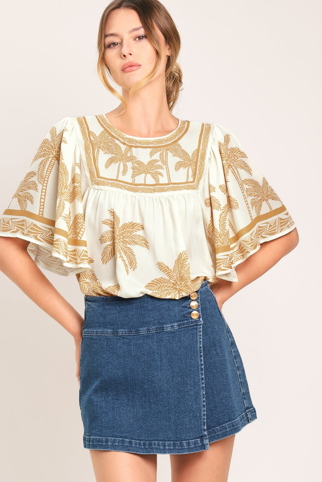 Breeze Story Printed Flutter-Sleeve Top